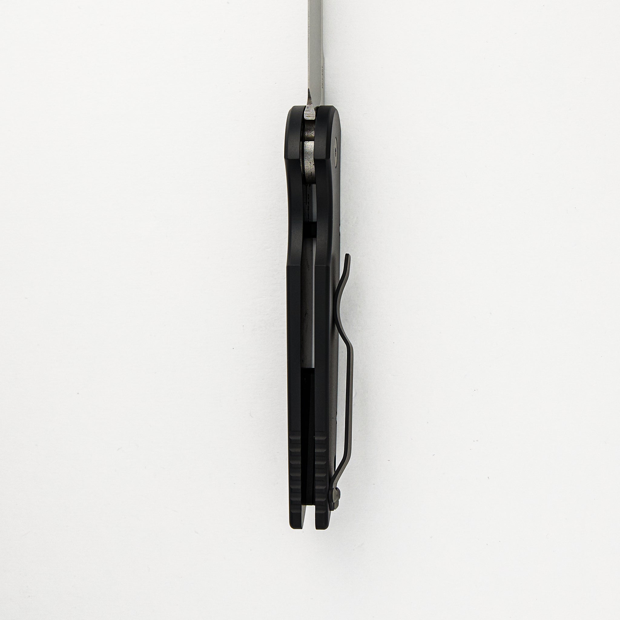 TR-3 L-1 - Left Handed - Black Aluminum Handle W/ Grooves - Stonewash 154-CM Blade