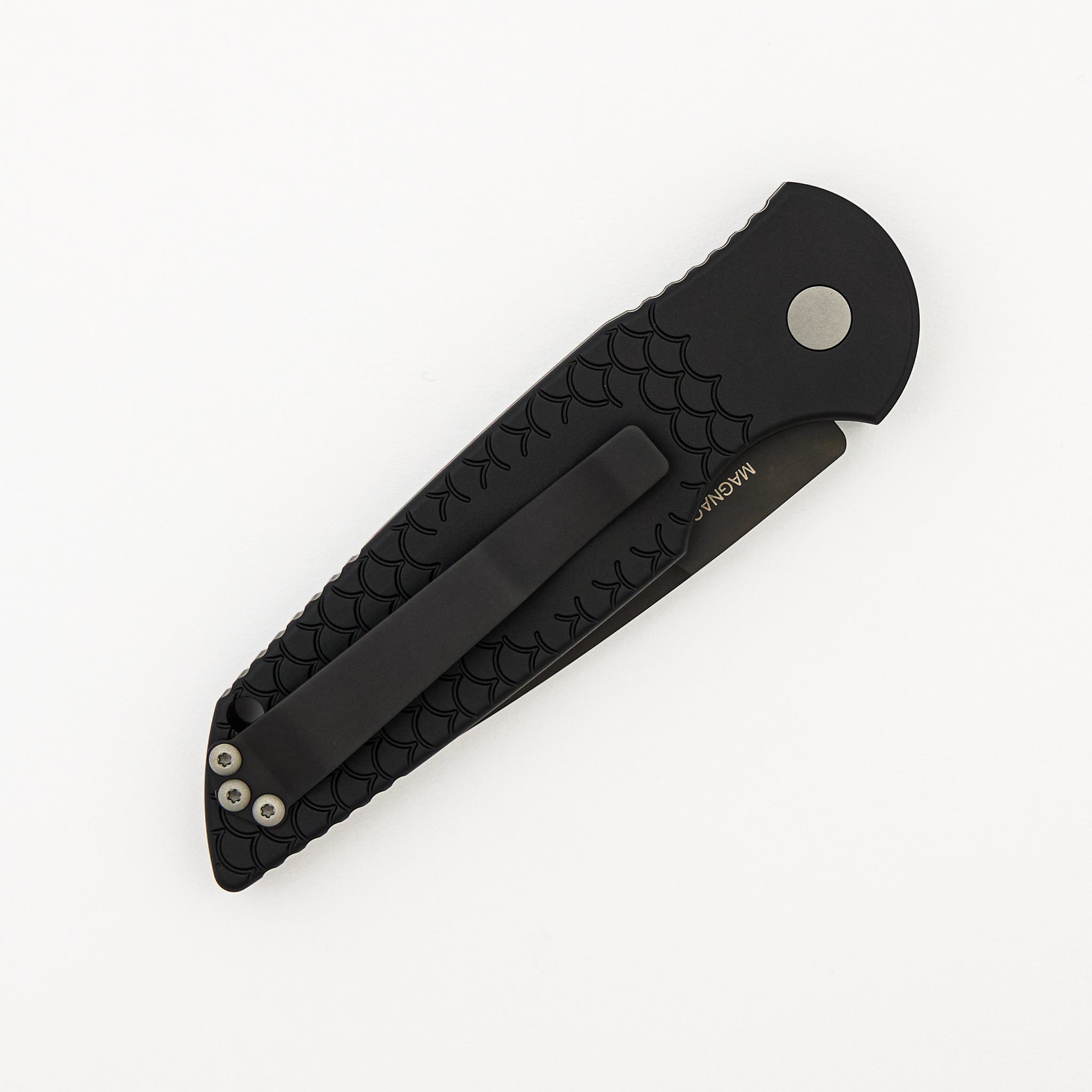 Tactical Response 3 - TR-3 X1 MC - Black "Fish Scale" Handle - MagnaCut Blade
