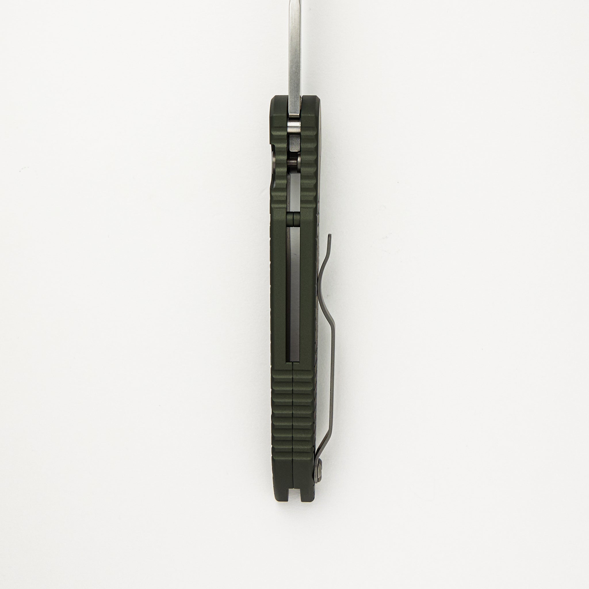 Tactical Response 3 - TR-3 X1 SW Green - Green "Fish Scale" Handle - Stonewash 154CM Blade