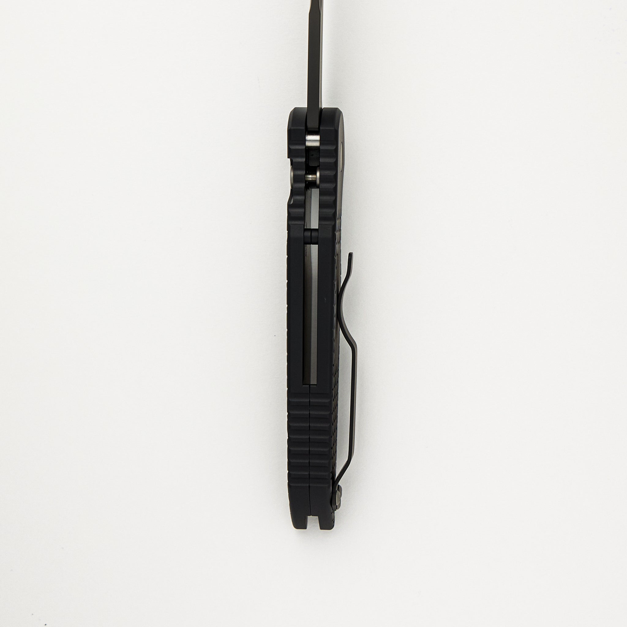 Tactical Response 3 - TR-3 X1 - Black "Fish Scale" Handle - DLC Black 154CM Blade