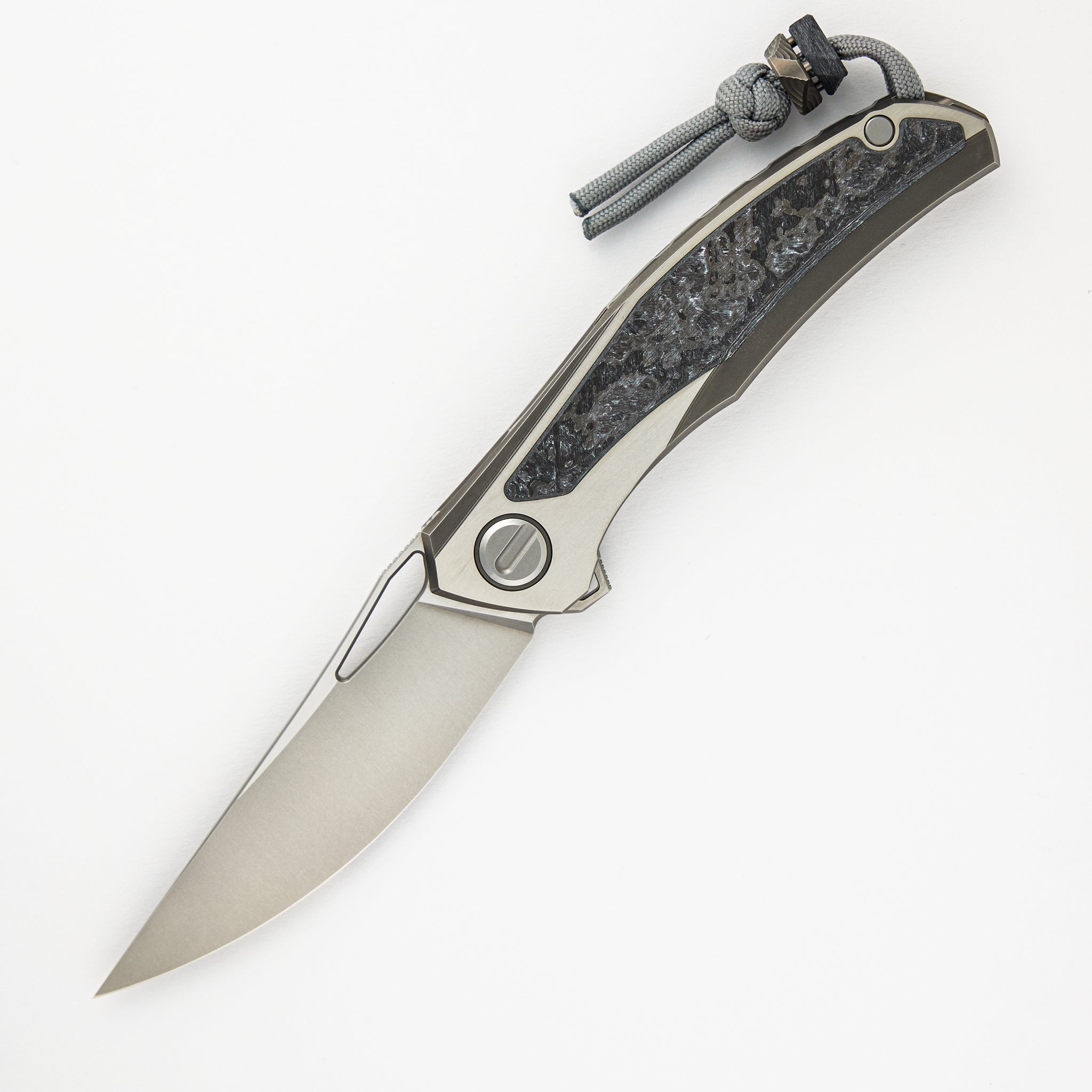 Quantum WKM - Titanium/White CarboTi Handle - S90V Blade - SRRBS - 2024 R1 Invitational