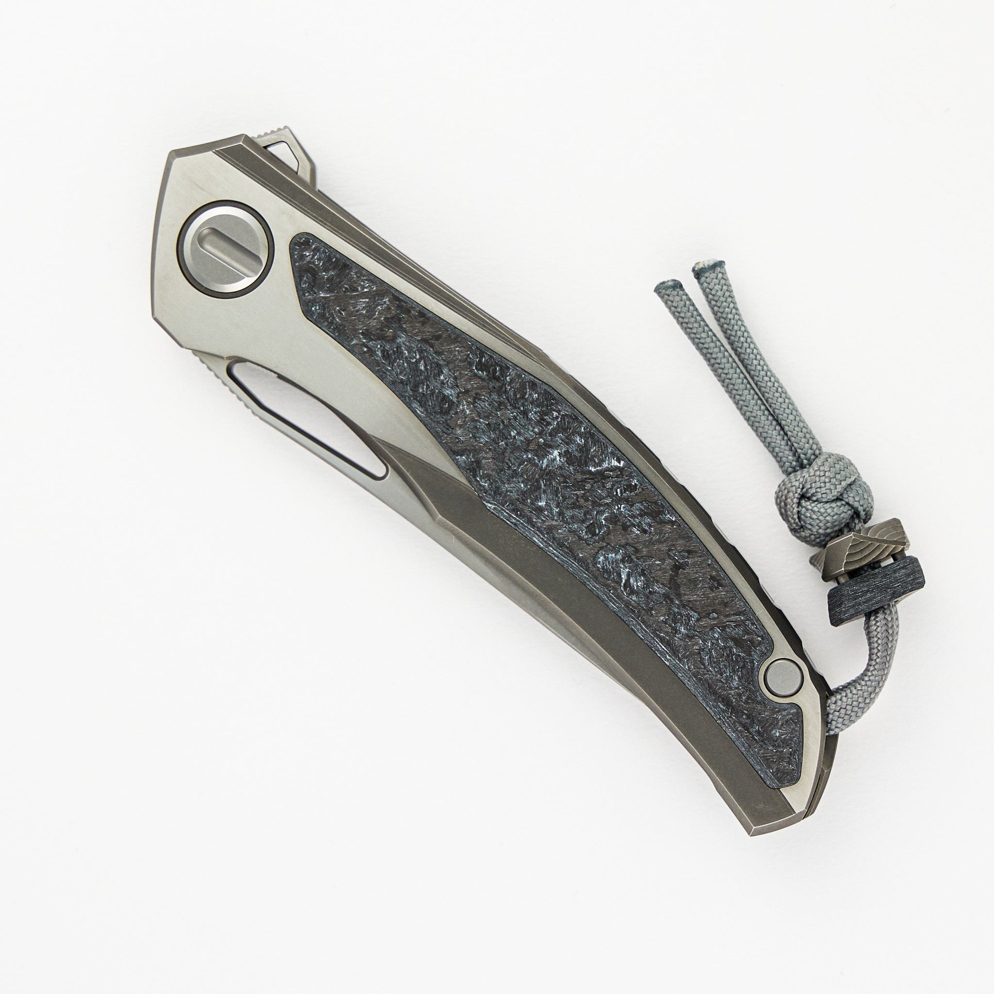 Quantum WKM - Titanium/White CarboTi Handle - S90V Blade - SRRBS - 2024 R1 Invitational