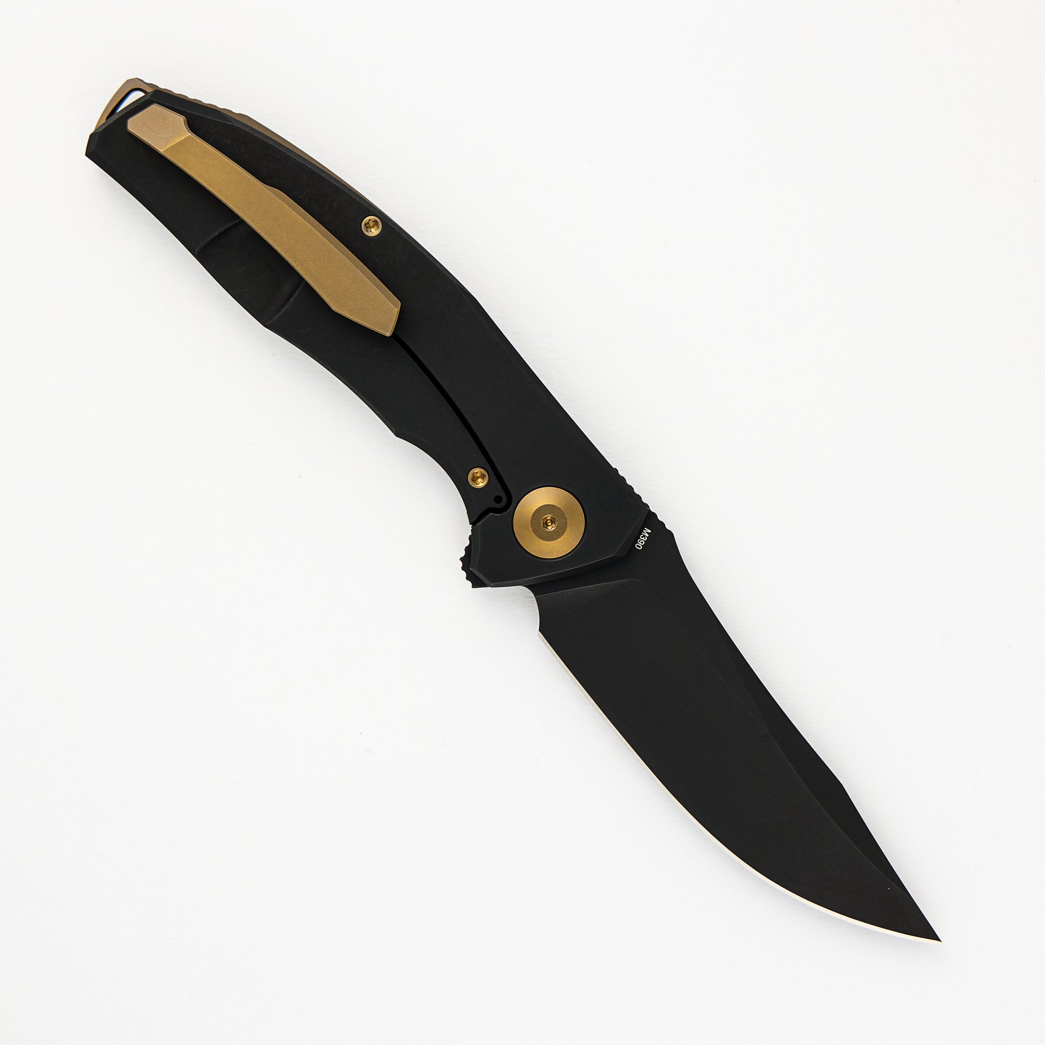 Reconnaissance Adzin Flipper – PVD M390 Blade – PVD Titanium Handle W/ Bronze Accents