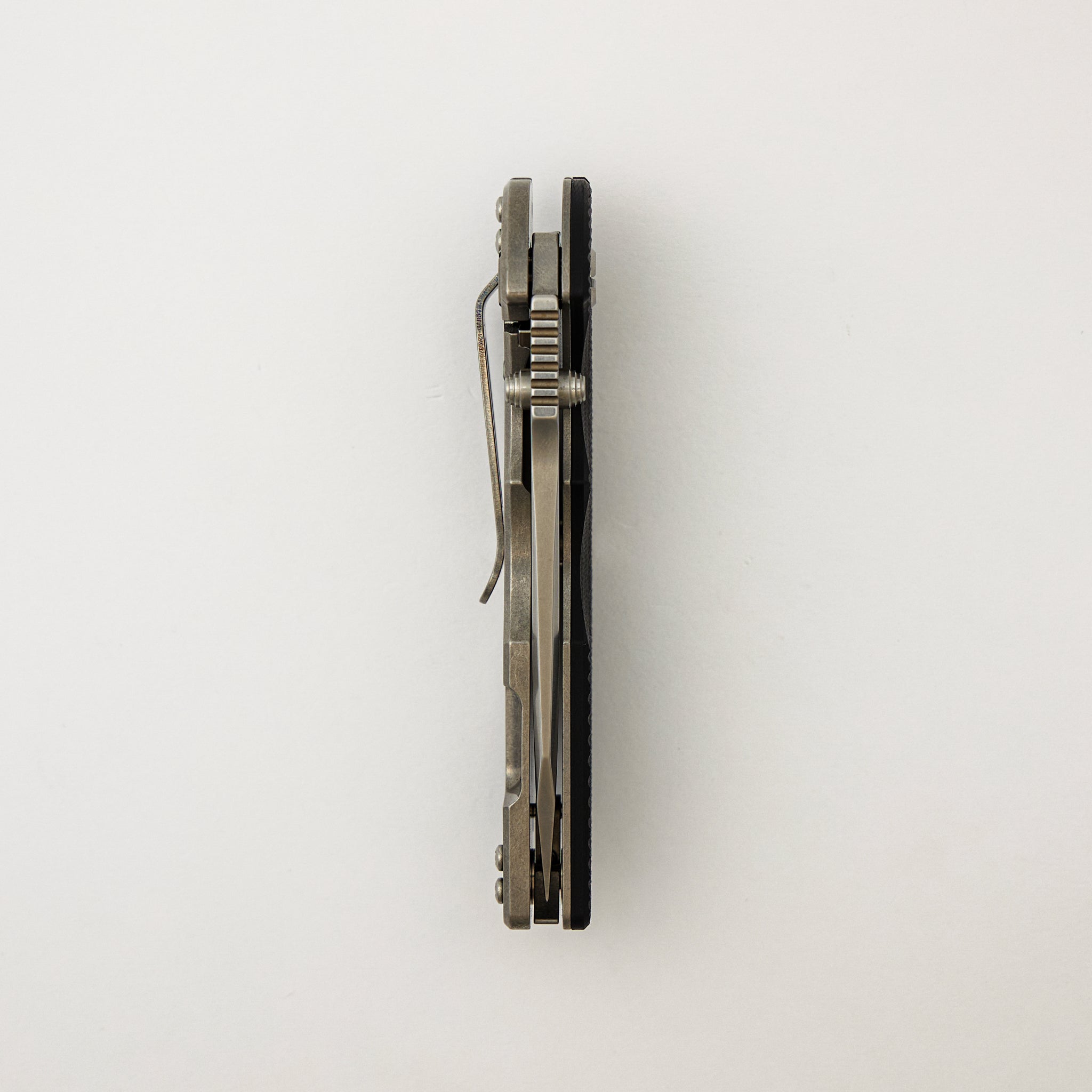 Jurassic - MagnaCut Slicer - Hollow Grind - Tri-Way - Stonewash - Black G10