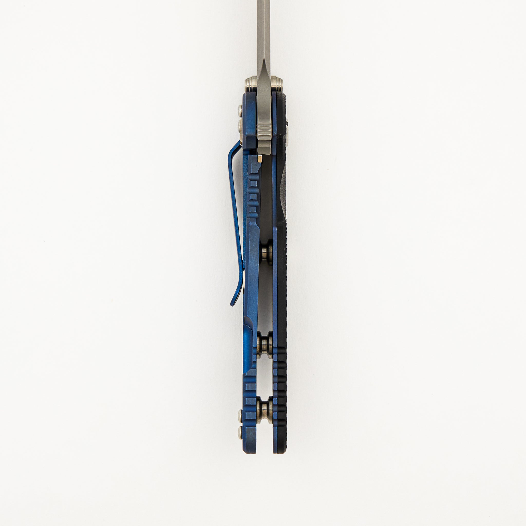 XM-18 3.25" - Spanto MagnaCut Blade - Tri-Way - Battle Blue - Black G10