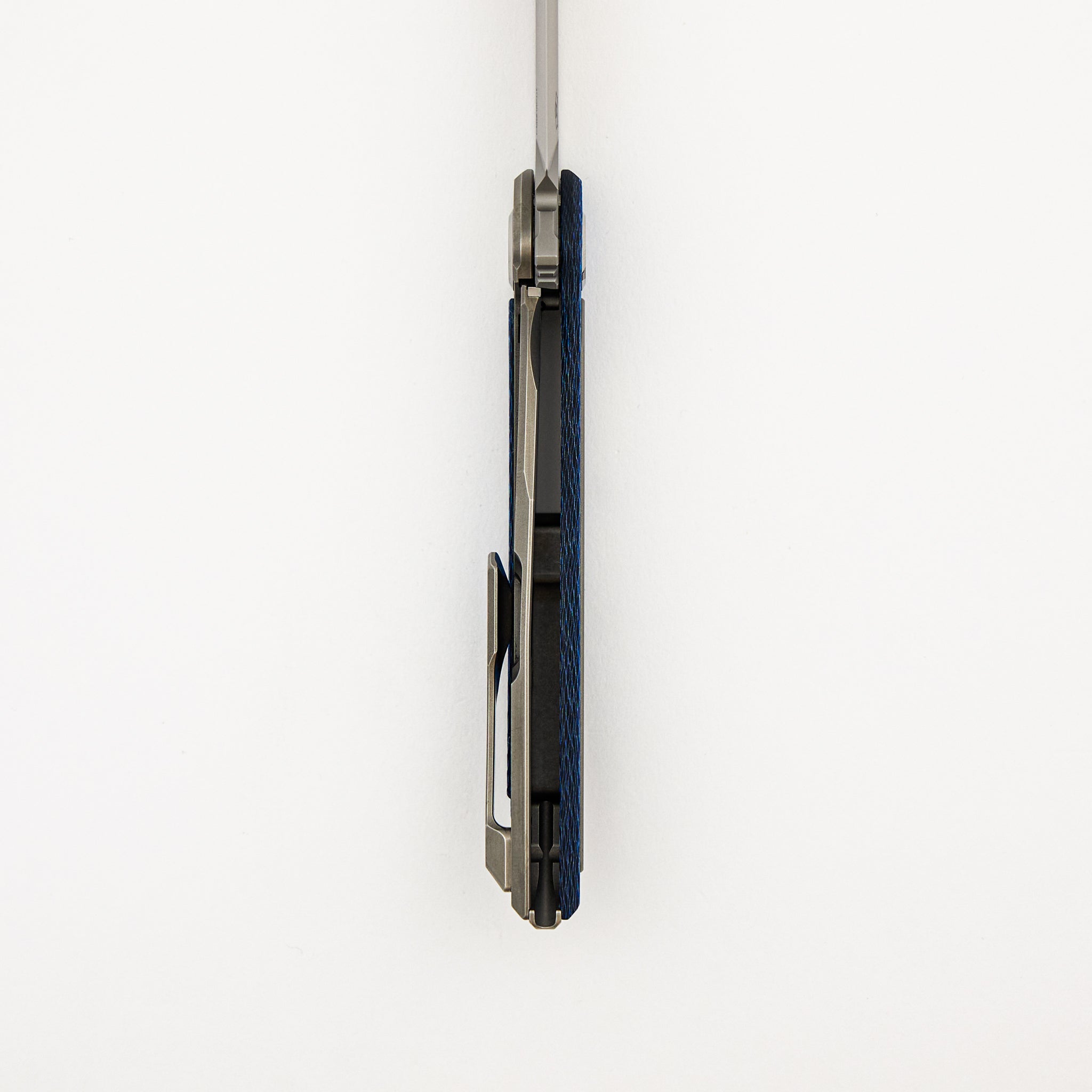 Chris Reeve Collaboration HatiOn CGG - MagnaCut Blade - Titanium/Blue Alutex Handle - MRBS