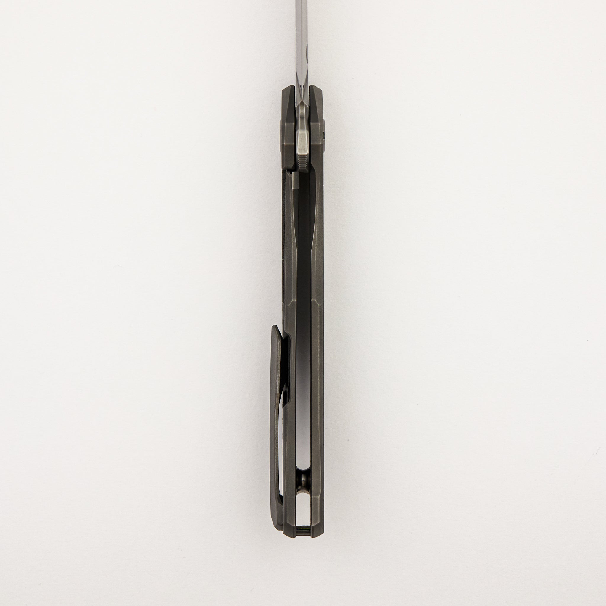 Alexei Koukin Finish Quantum “Aviator” – Cromax PM Blade – MRBS