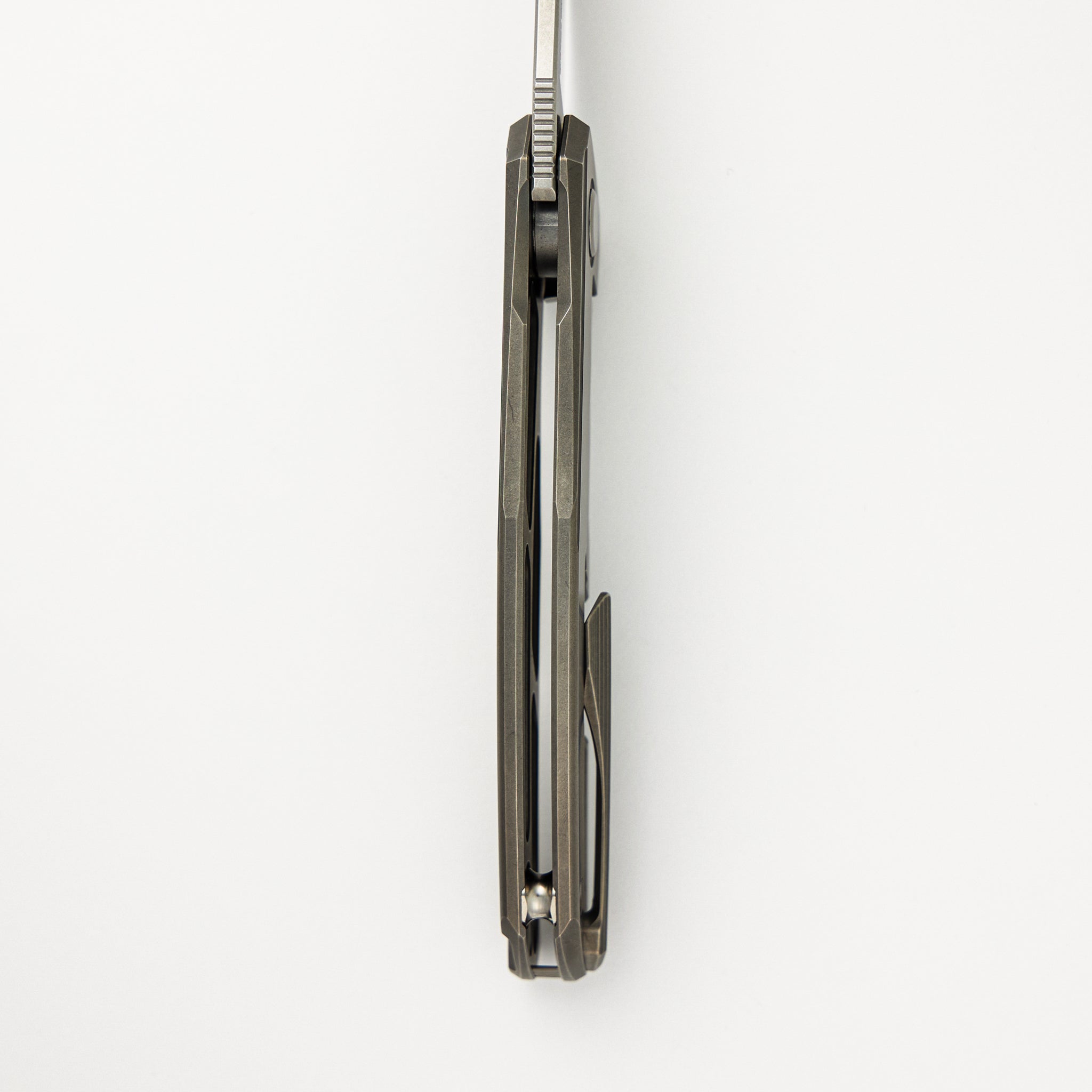 Ursus Quantum – Titanium Handle – Cromax PM Blade – MRBS