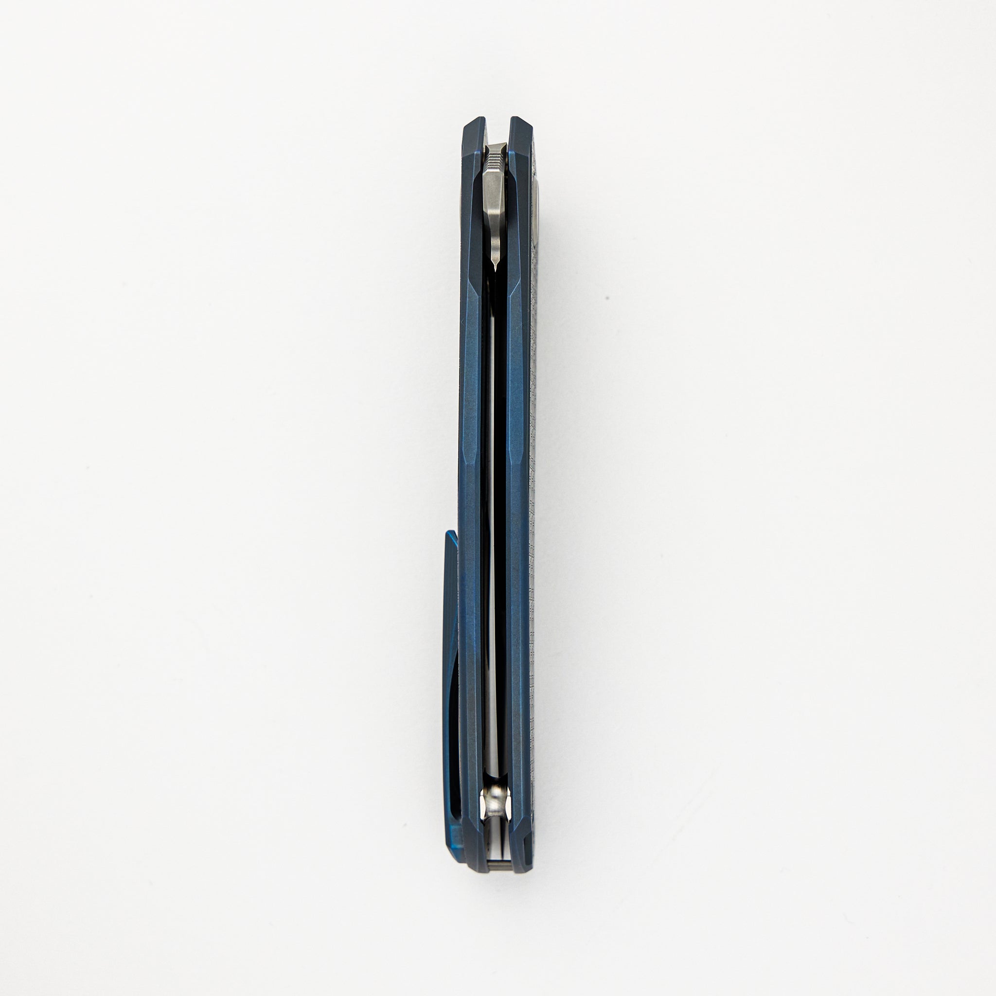 Quantum R1P Lefty – Blue Titanium Handle – Cromax PM – MRBS