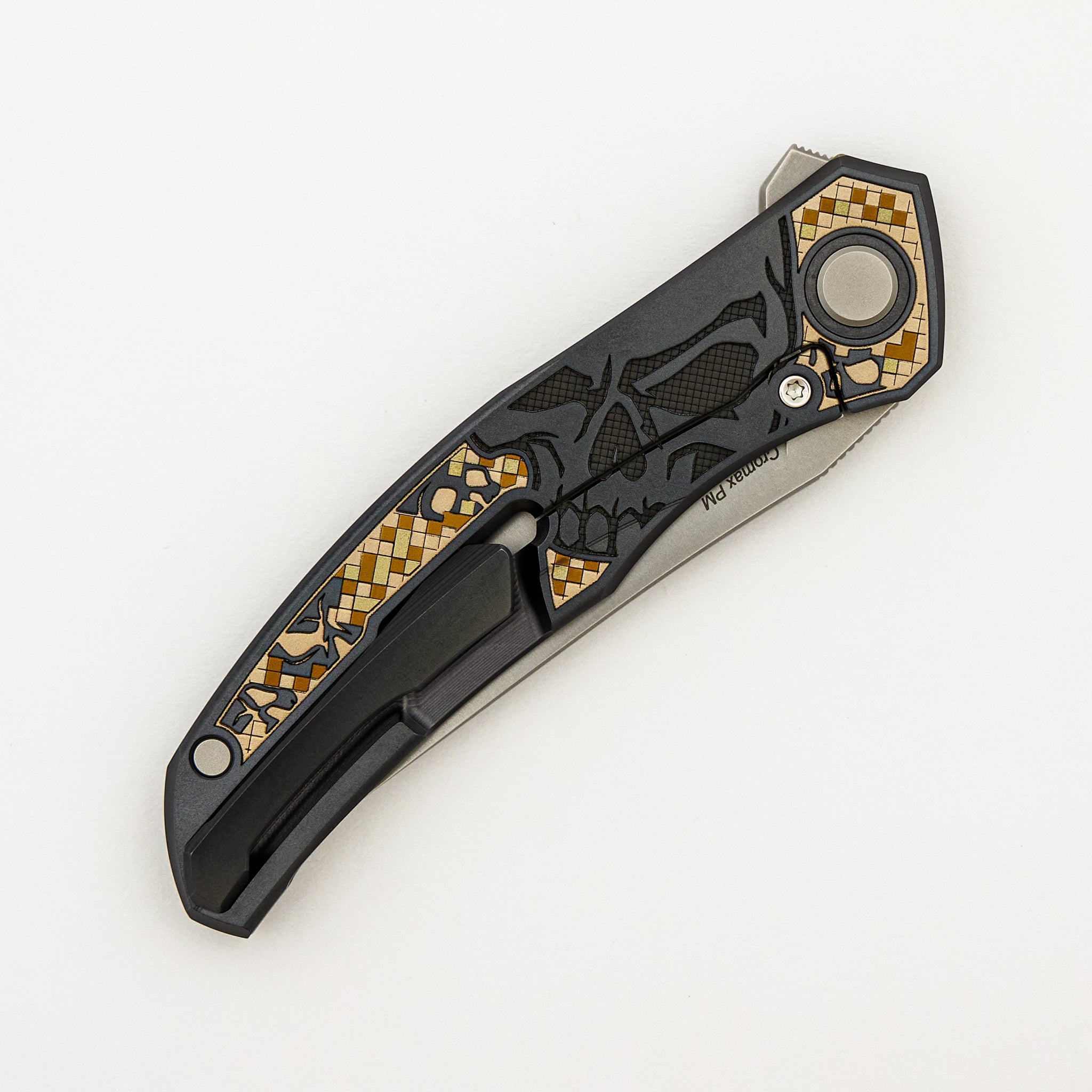 Ti2 Design Finish Quantum Black Hula/Bronze Lazano “Pixelated Skull” – Cromax PM Blade – MRBS
