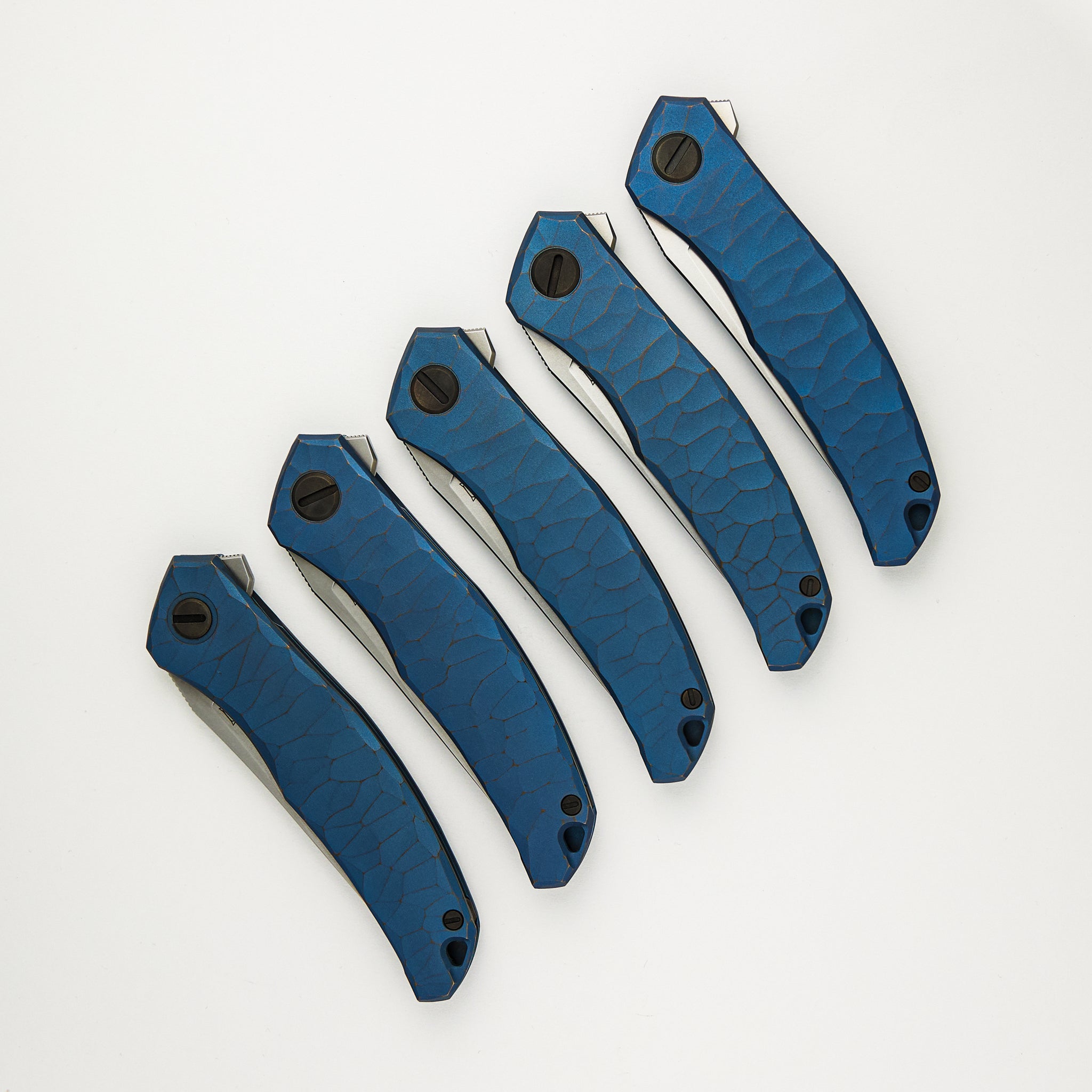 Shirogorov Knives / Rip Knives Quantum “Blue Machine” – Cromax PM Blade – MRBS - Completed