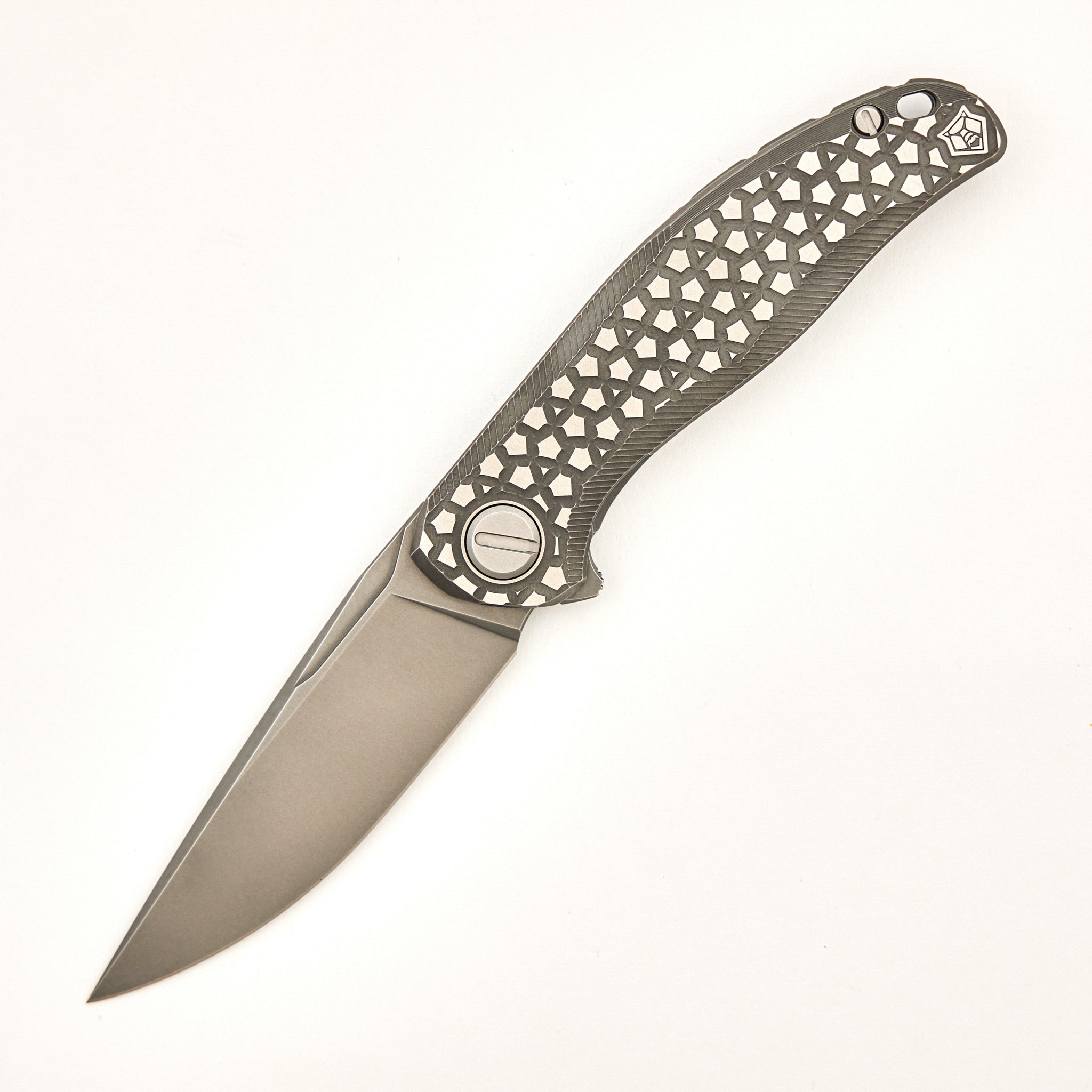 Stellar Bear Pattern – Titanium Handle – M390 Blade – MRBS
