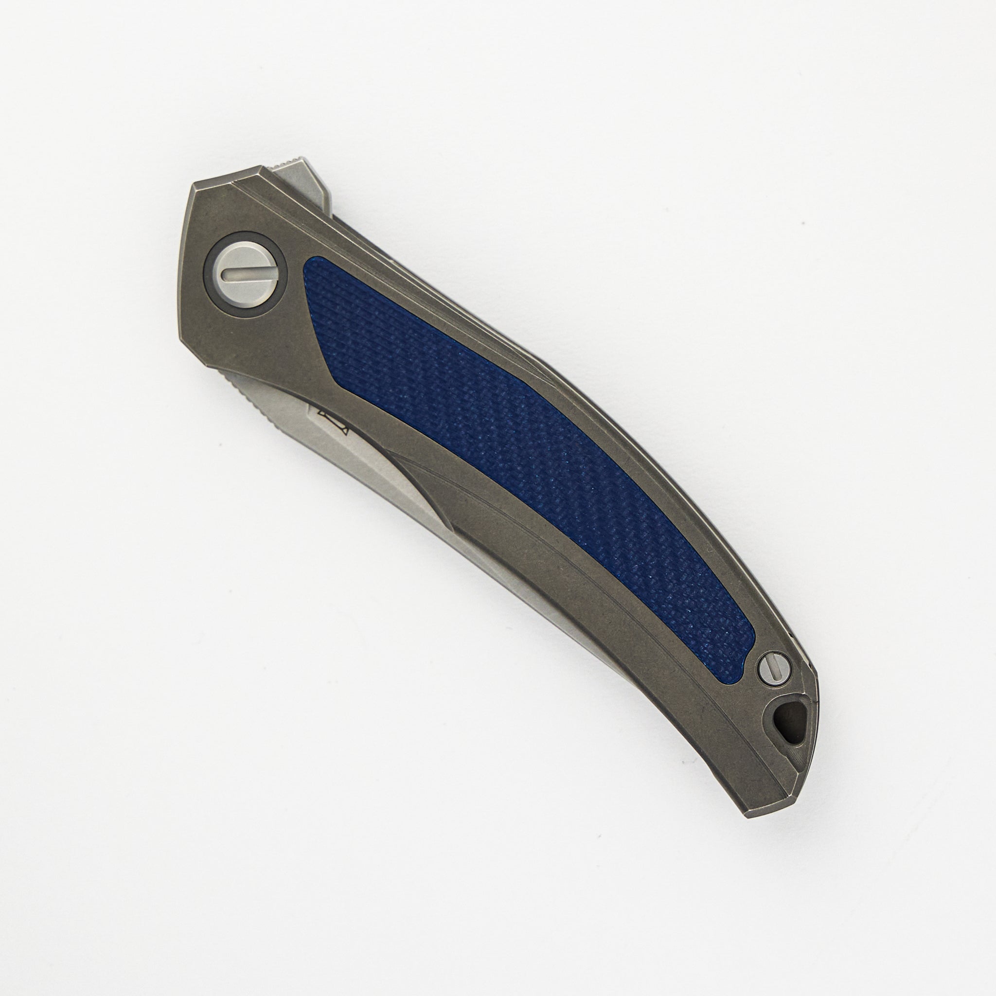 Ursus Quantum - Cromax PM Blade - Titanium Handle - Dark Blue G10 Inlay - MRBS