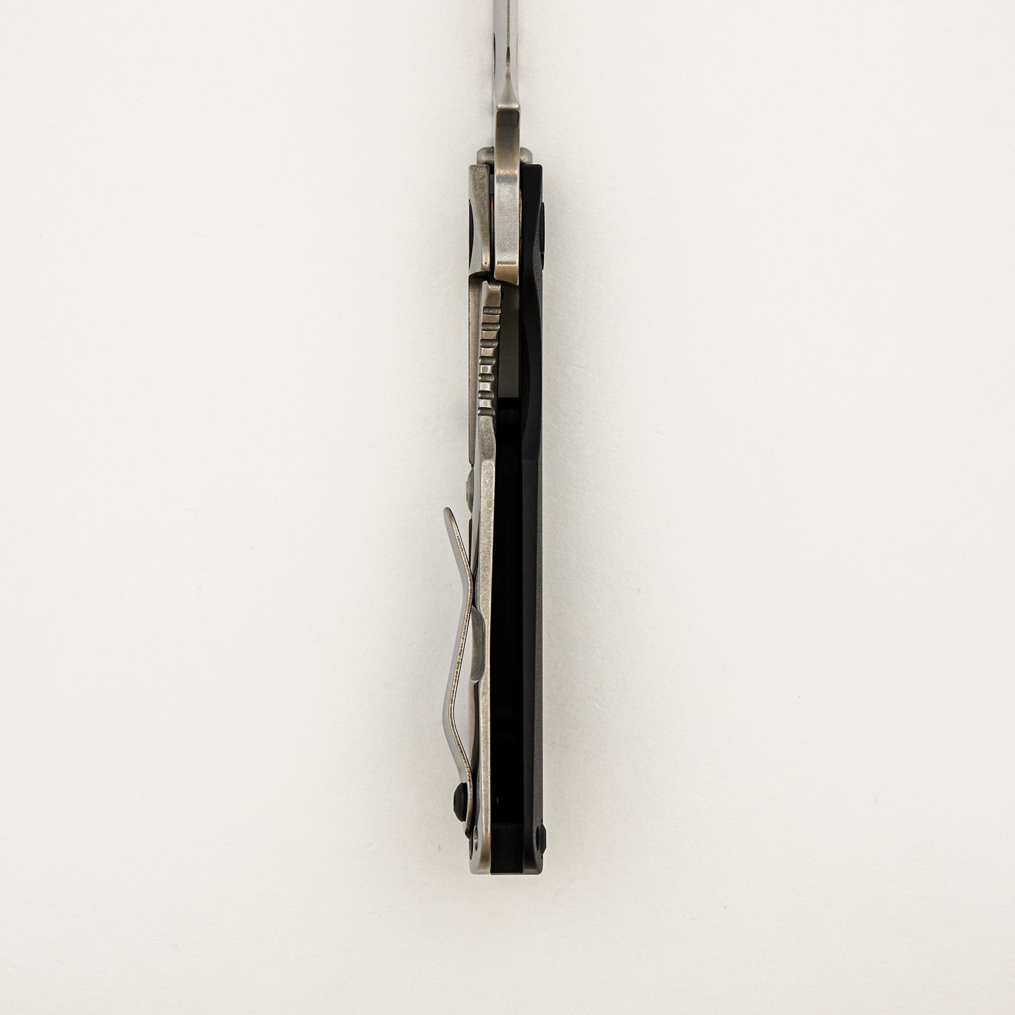 SNG CC - Titanium/Black G10 Handle - Drop Point MagnaCut Blade