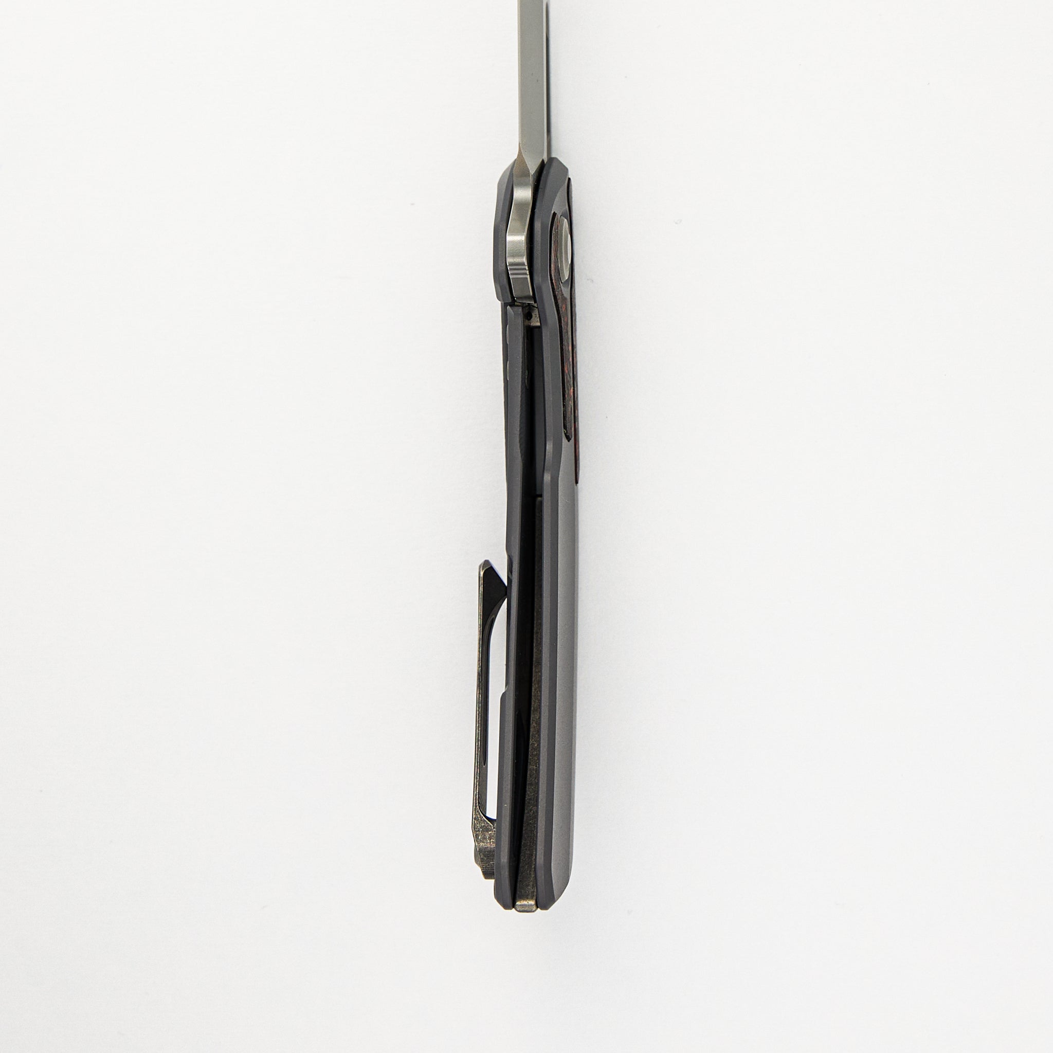 Archer - Titanium/Red TechnoCarbo Handle - MagnaCut Blade