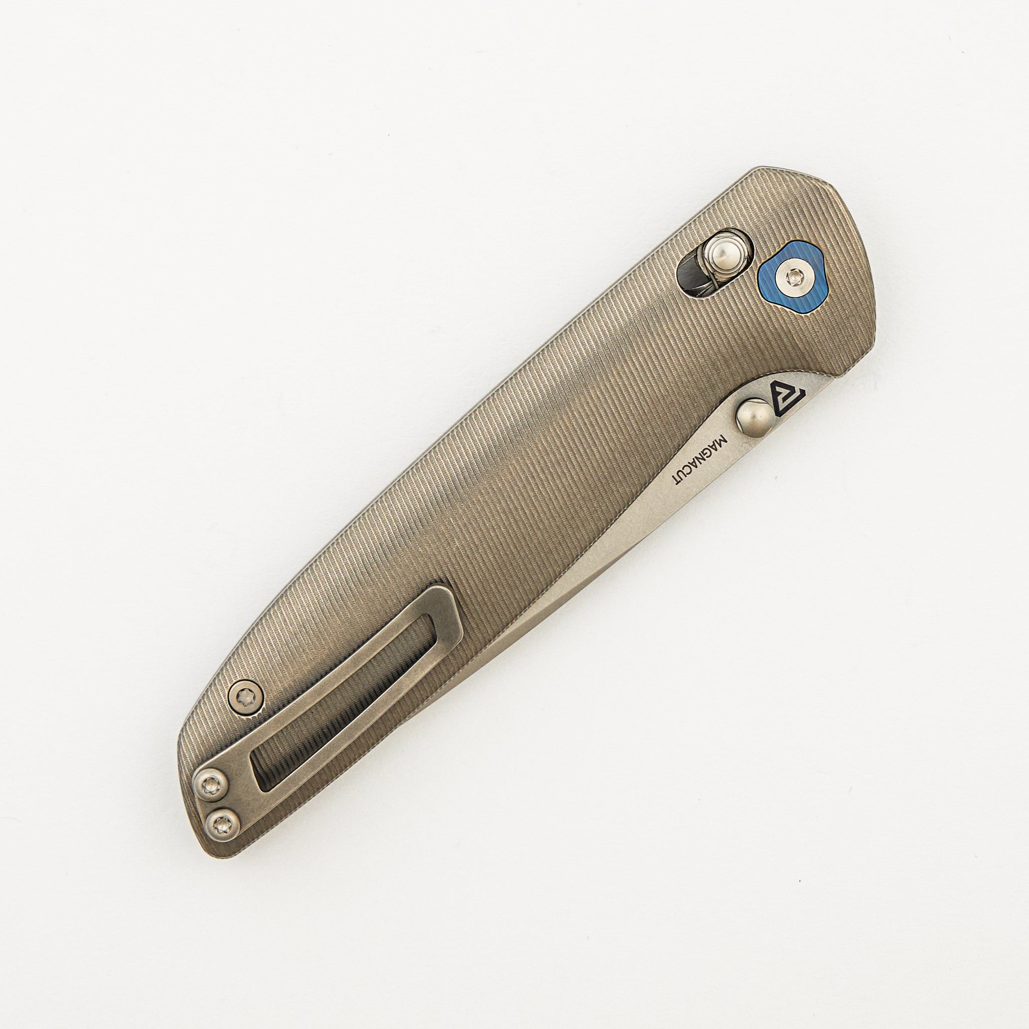 Maverick – Stonewash MagnaCut Blade – Stonewash Titanium Handle