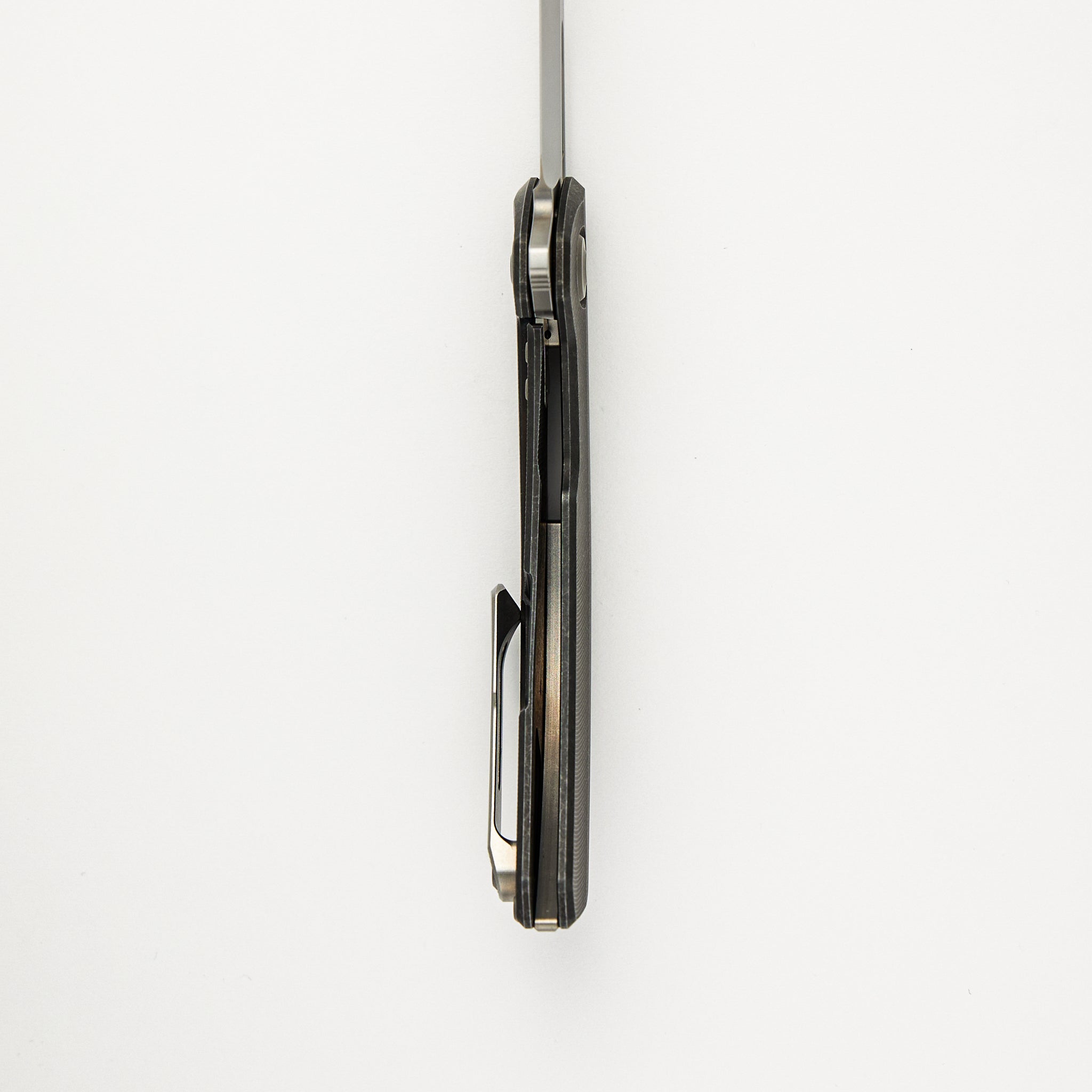 Archer - Feathered Titanium Handle - MagnaCut Blade
