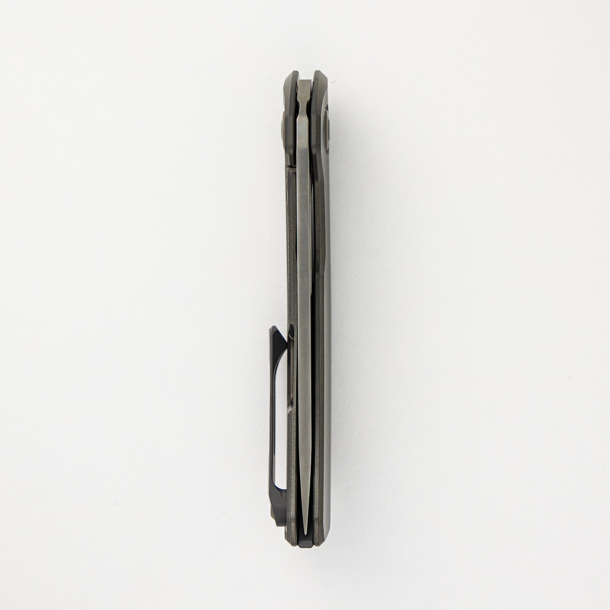 Archer - Titanium Textured Handle - MagnaCut Blade