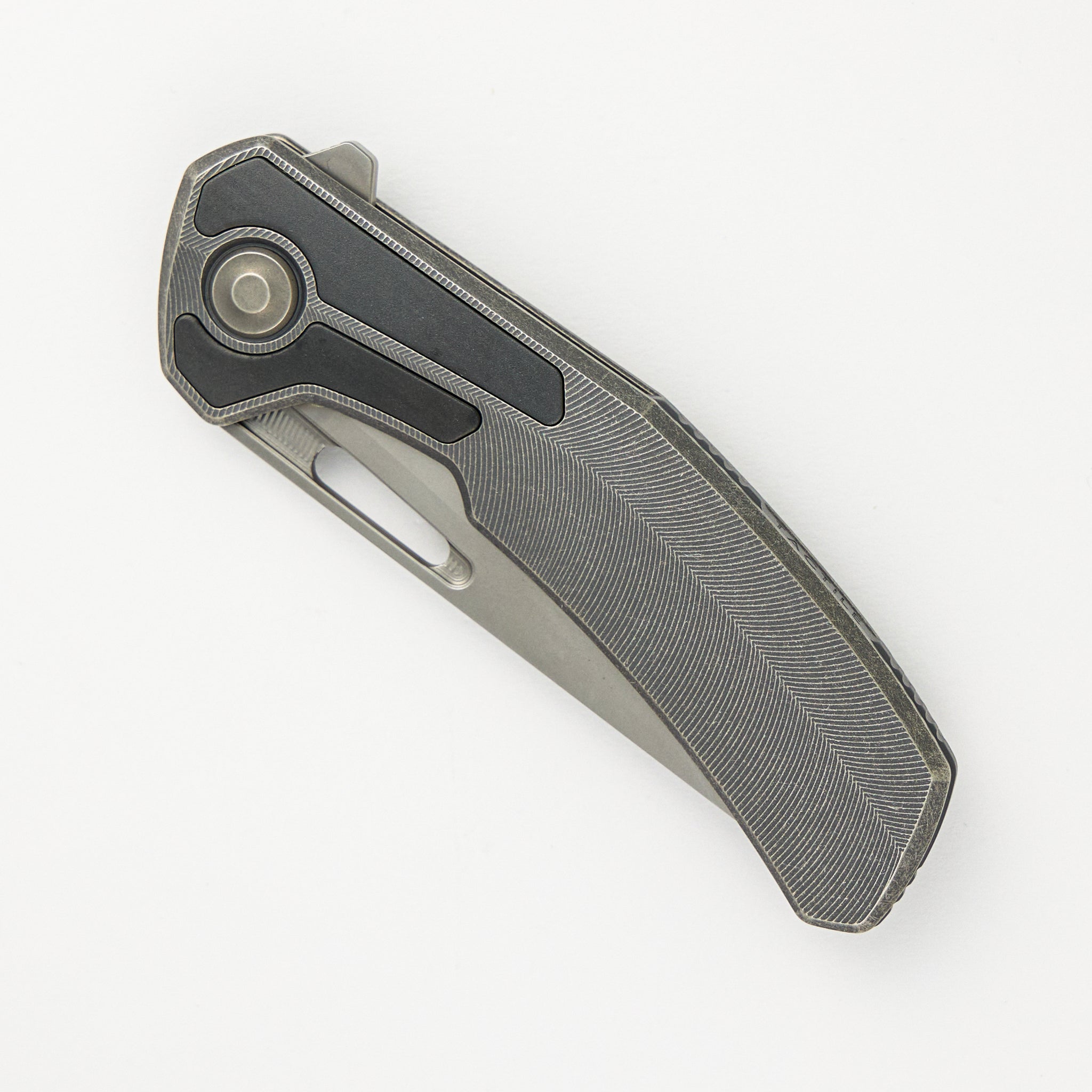 Archer - Titanium/Zirconium Textured Handle - MagnaCut Blade