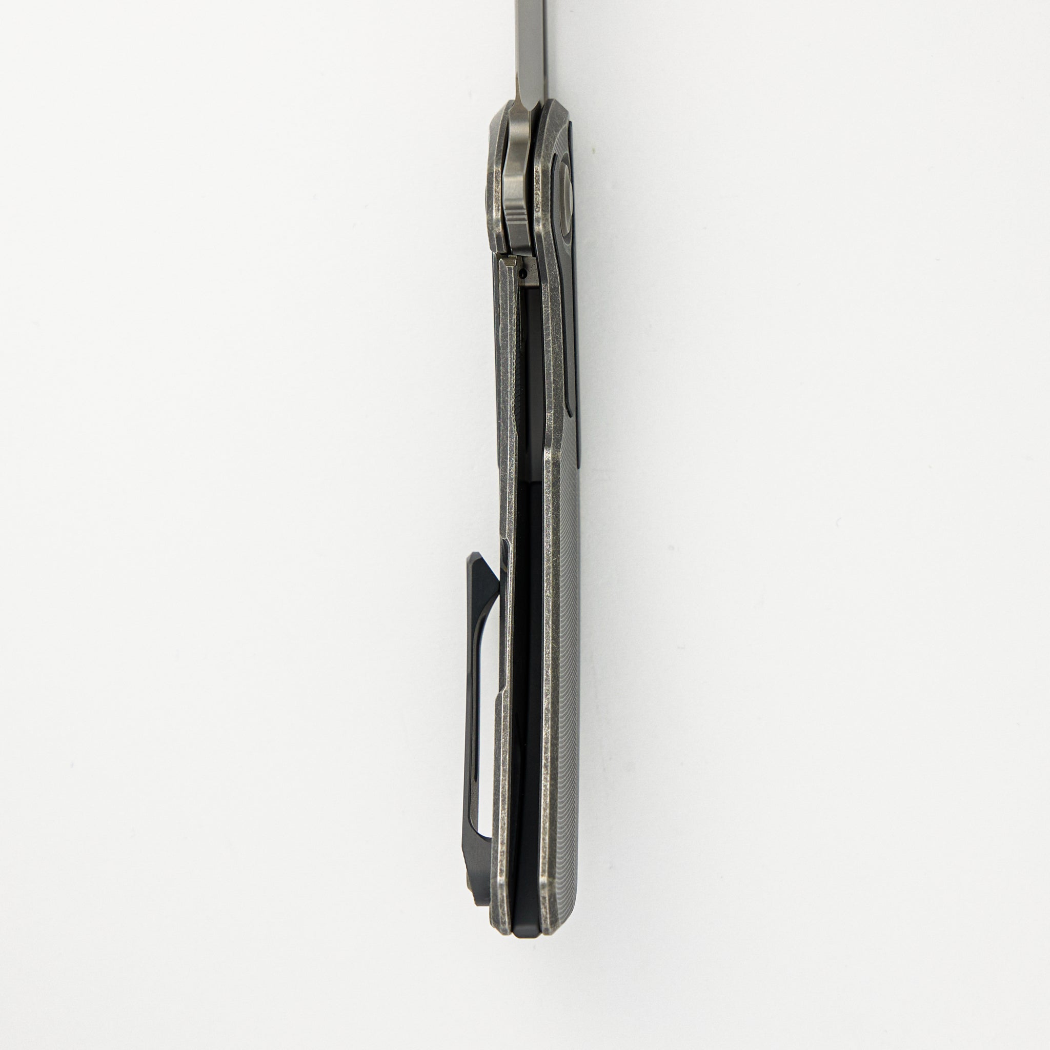 Archer - Titanium/Zirconium Textured Handle - MagnaCut Blade