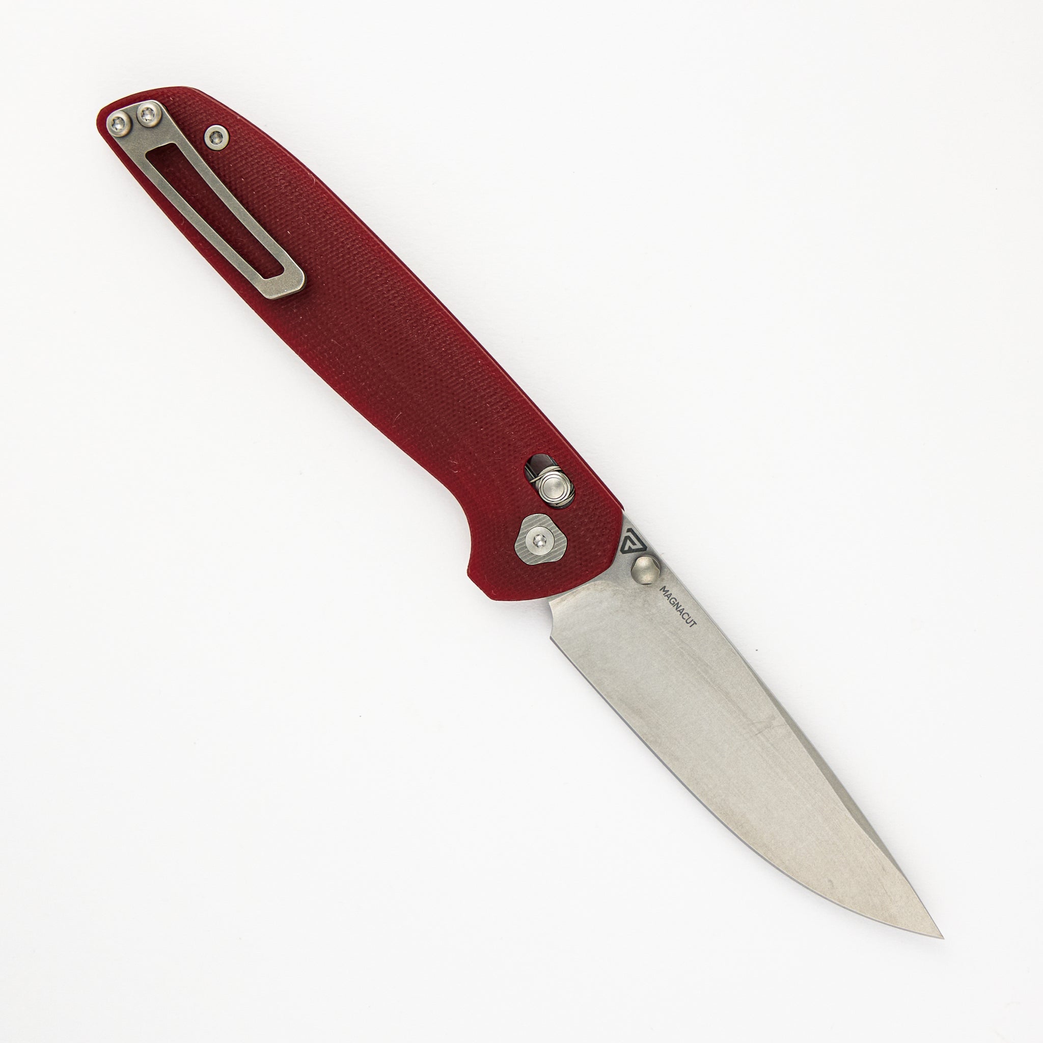 Maverick – Stonewash MagnaCut Blade – Red G10 Handle