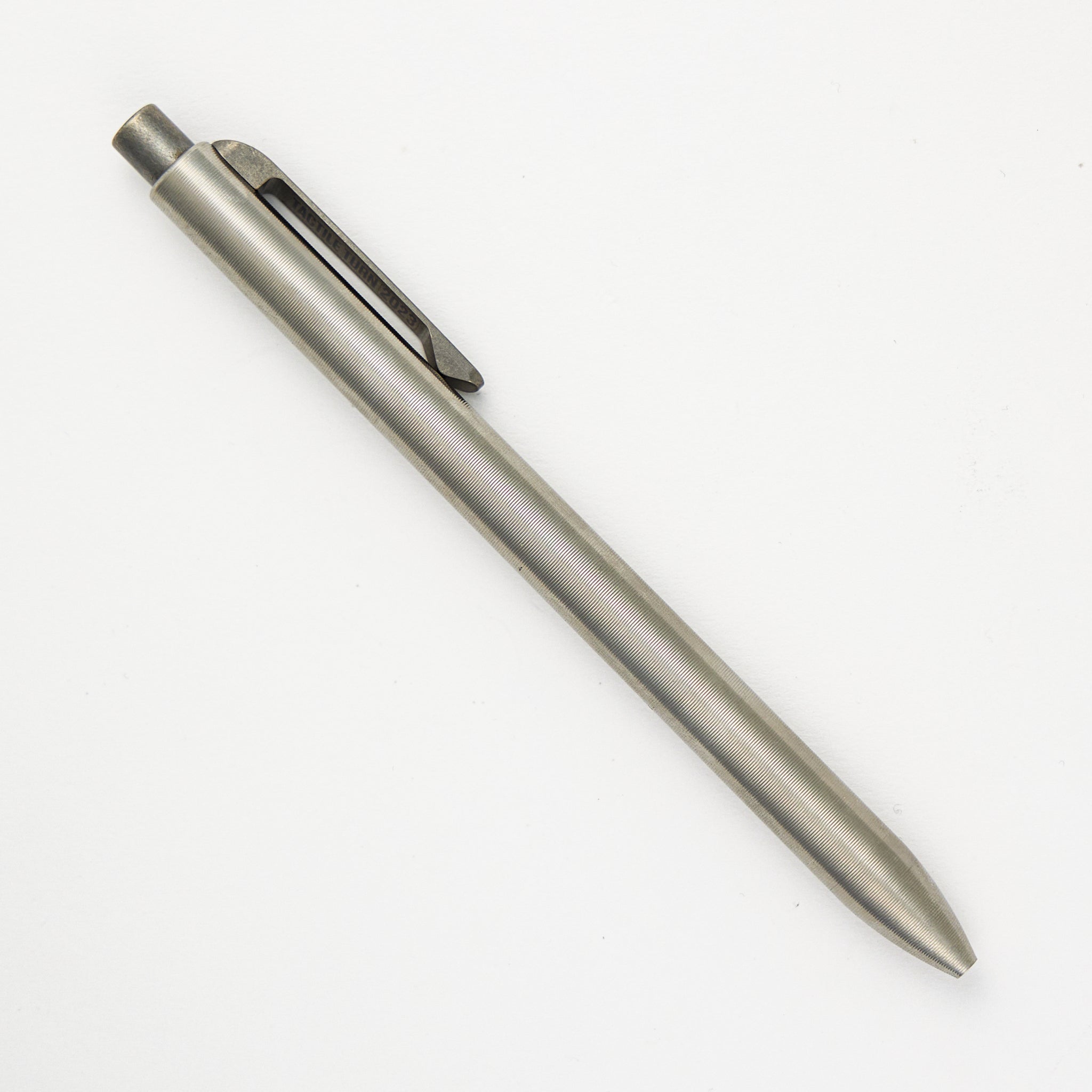 Side Click – Standard – Titanium