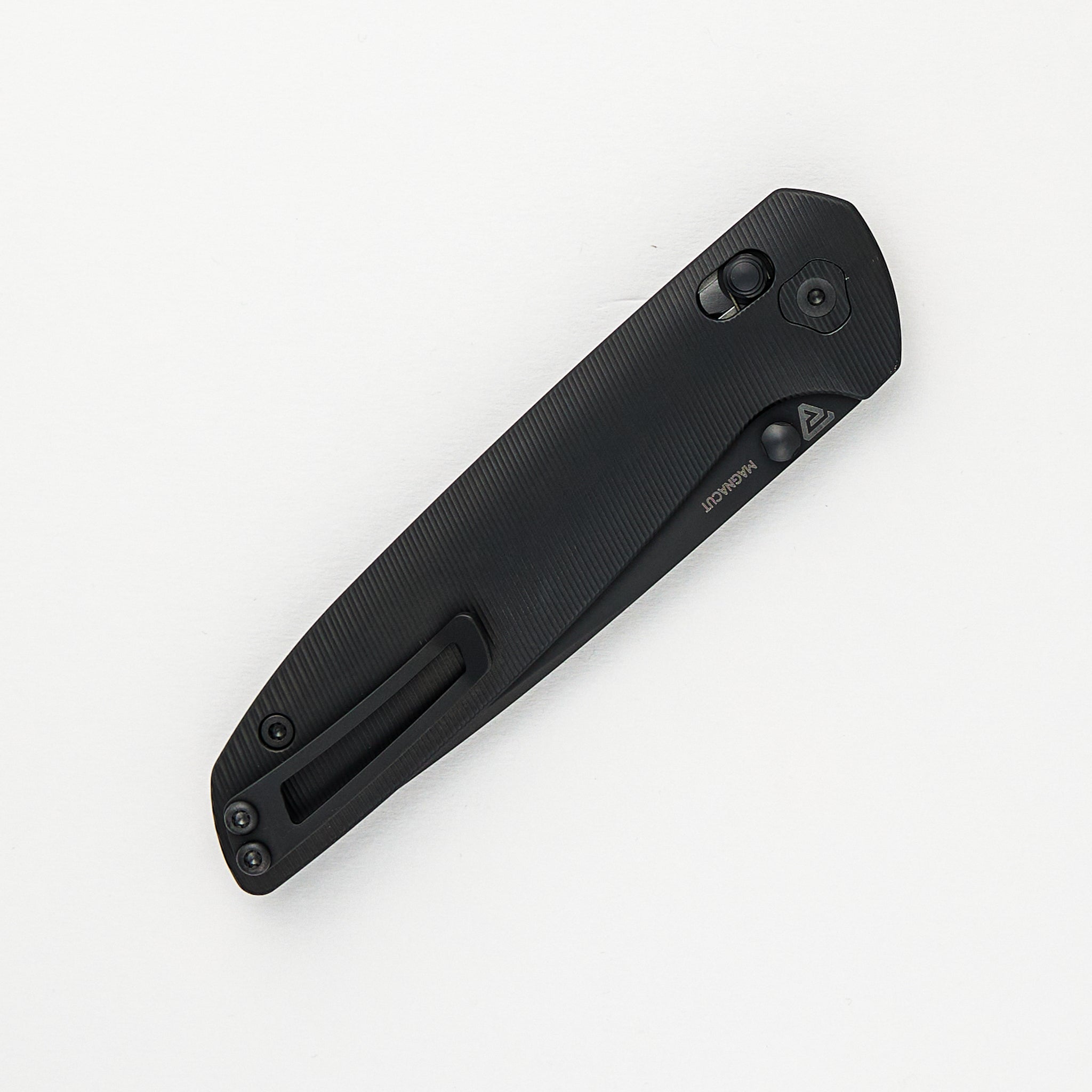 Maverick – DLC MagnaCut Blade – DLC Titanium Handle