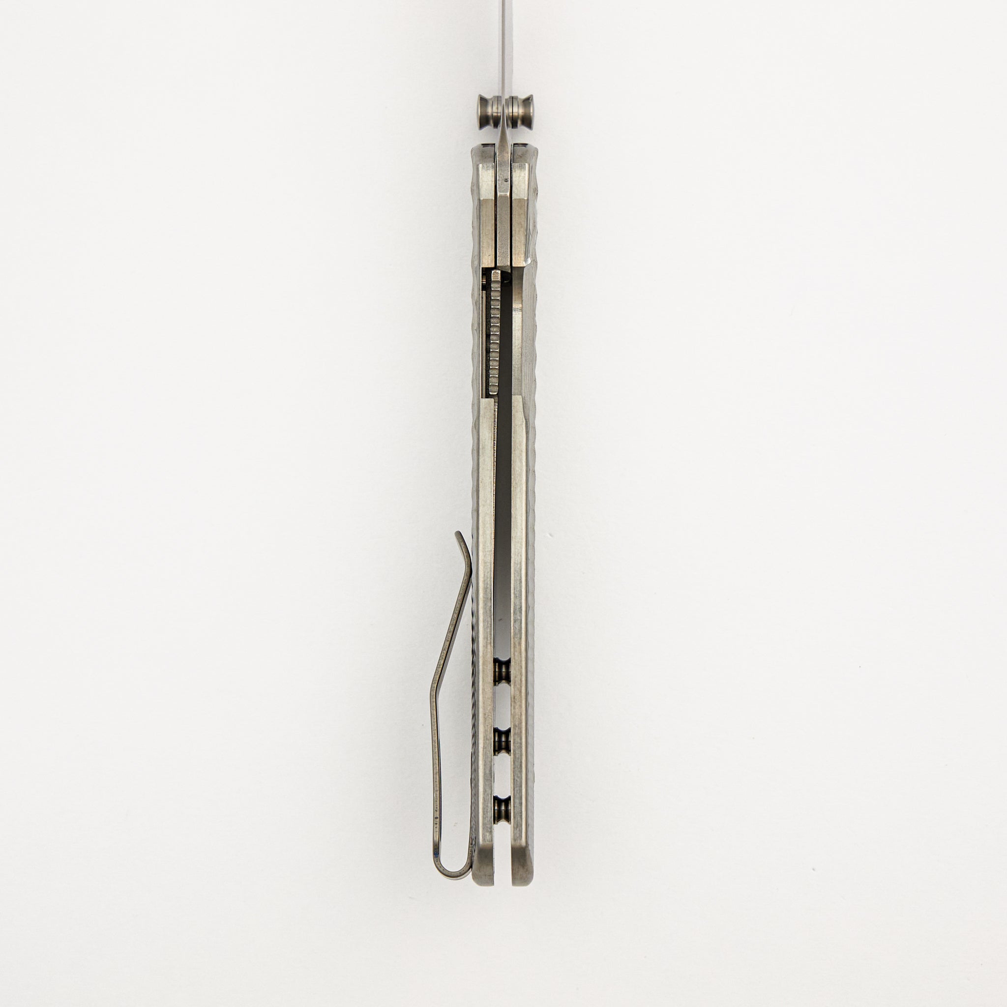 Atom Linerlock - Titanium Lizard Skin Handle - MagnaCut Blade