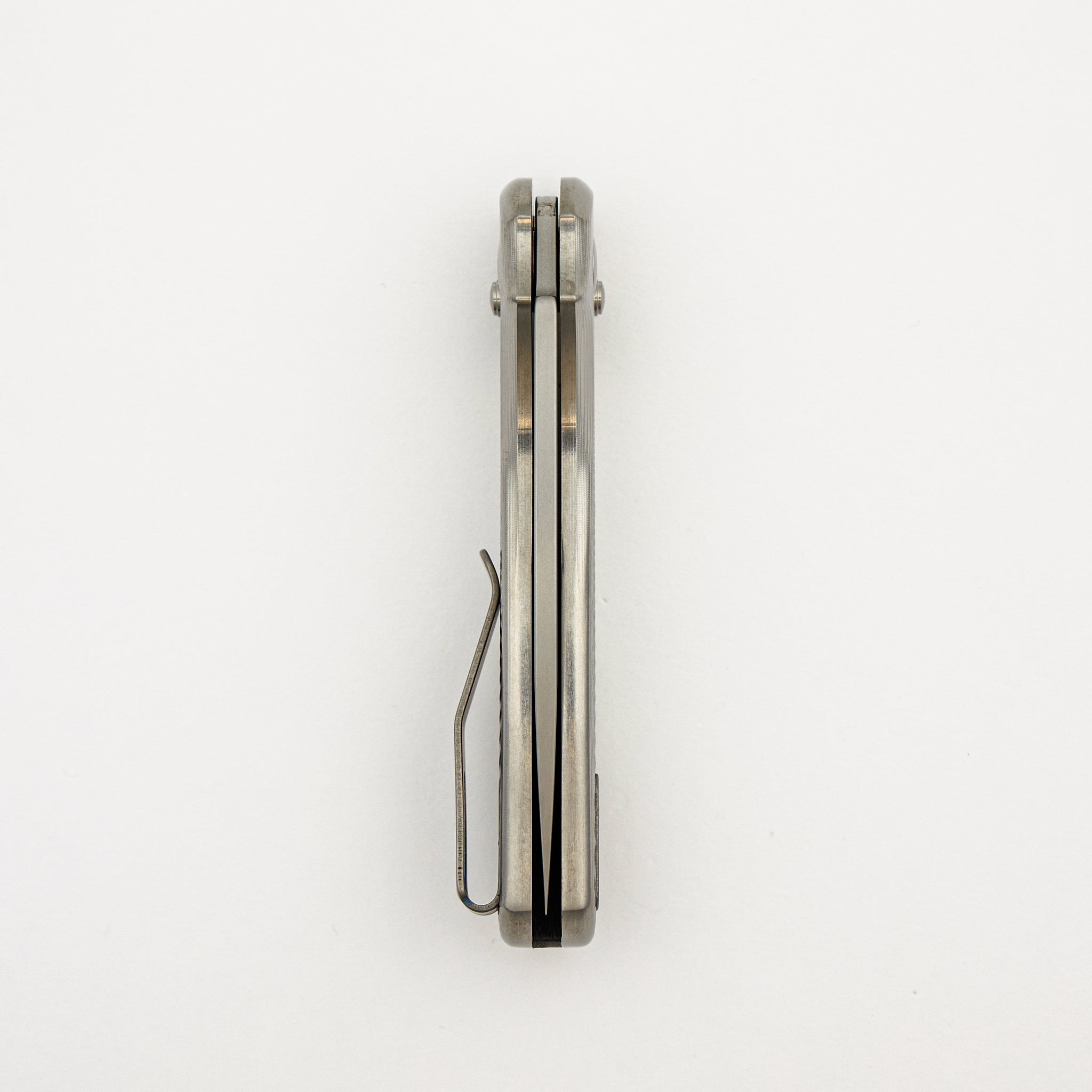 Bulldog Rev. B - Titanium Lizard Skin 3D Handle - MagnaCut Blade
