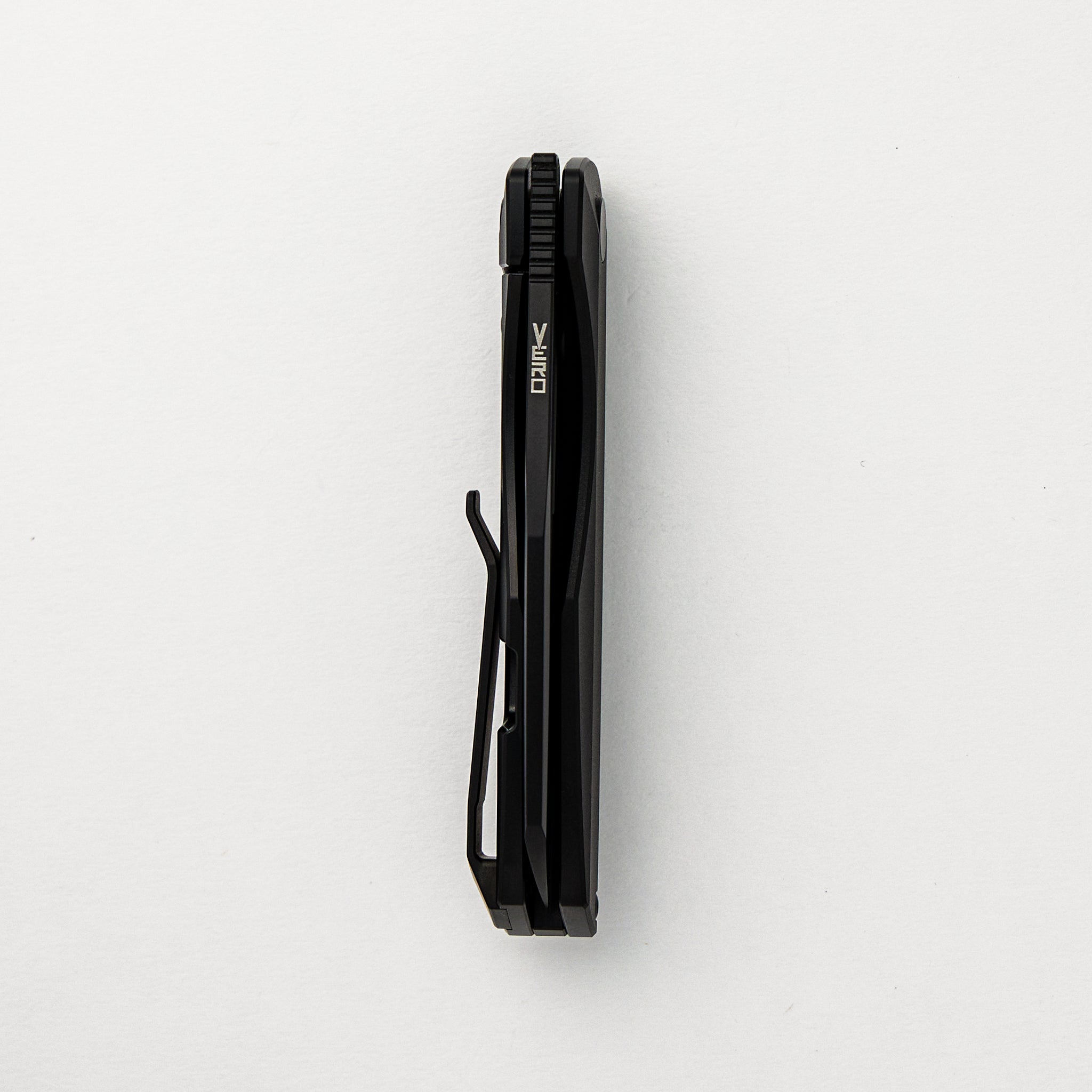 Axon Frame Lock Mini DLC M390 Sheepsfoot Blade DLC Titanium Handle