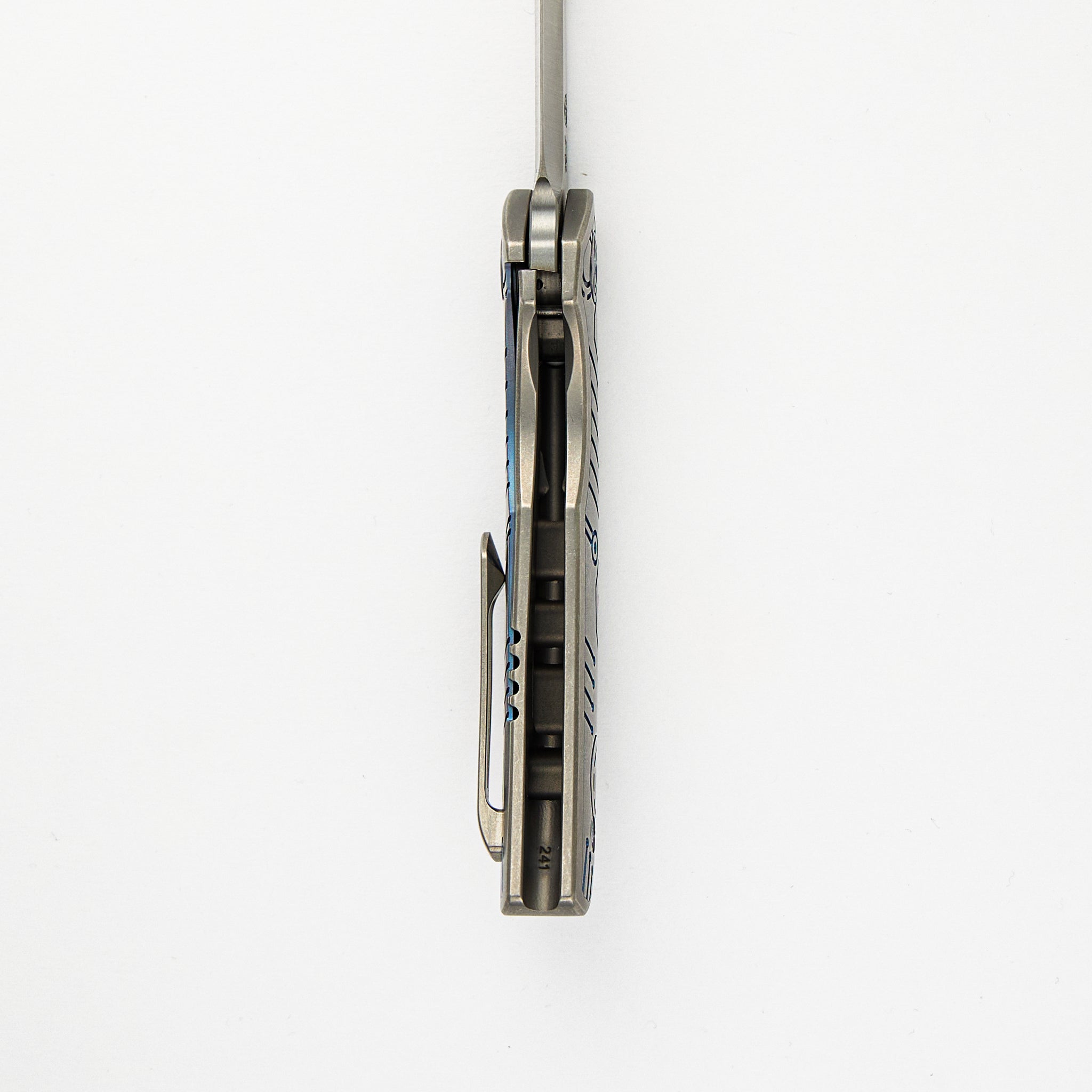 FERUS – M390 – INTEGRAL TITANIUM W- BLUE TITANIUM INLAY