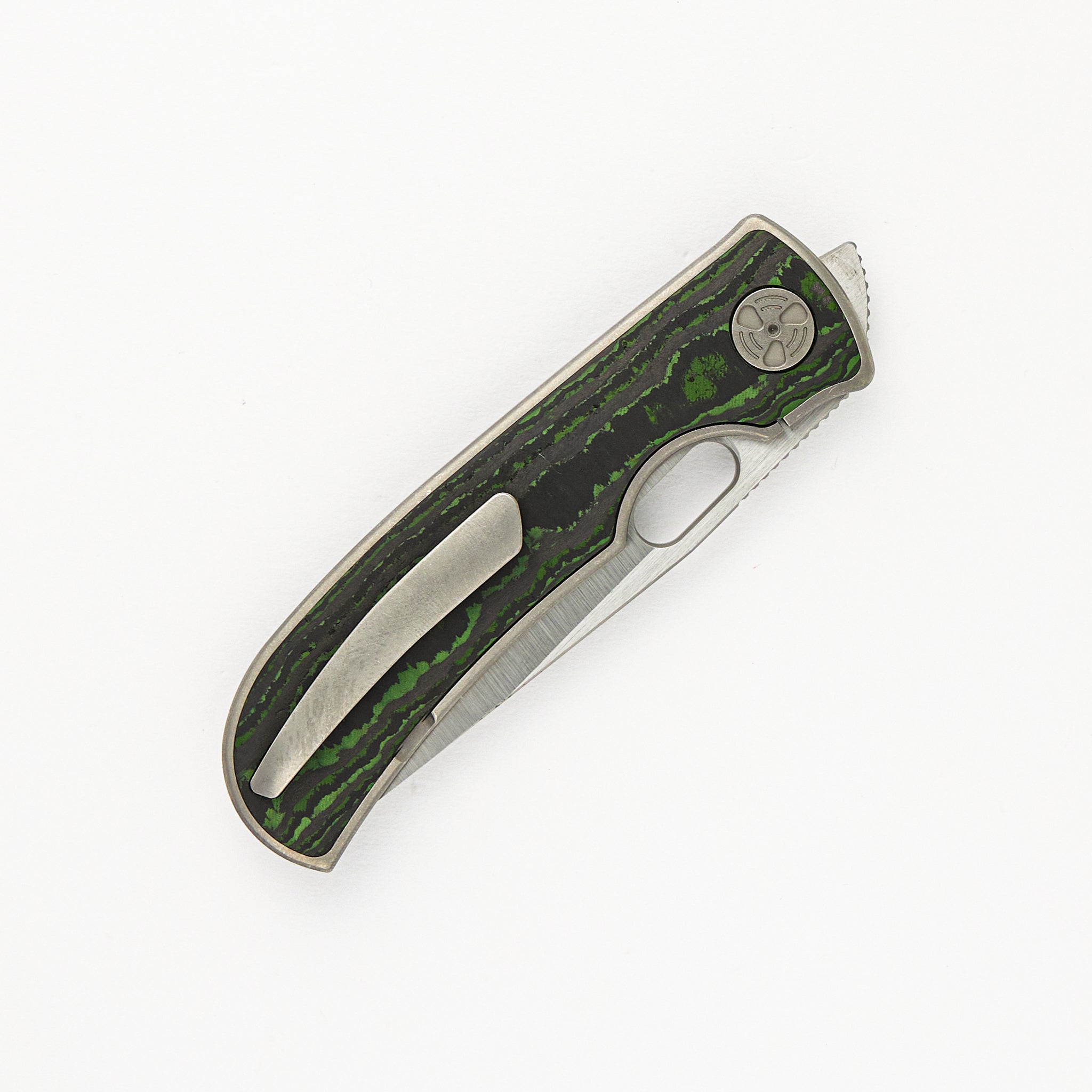 MTNT MACH 3 – M390 – TITANIUM W- GREEN FAT CARBON INLAY
