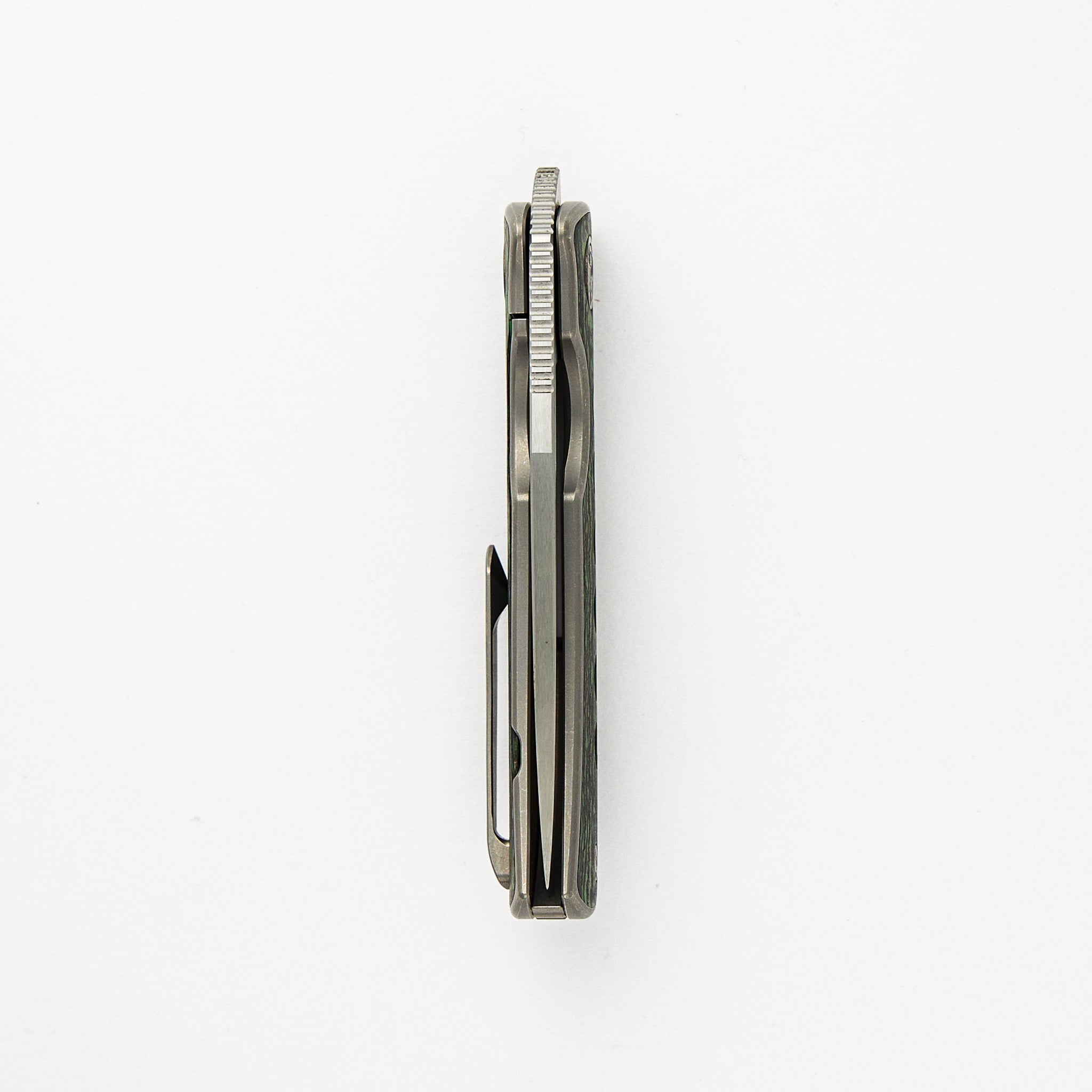 MTNT MACH 3 – M390 – TITANIUM W- GREEN FAT CARBON INLAY