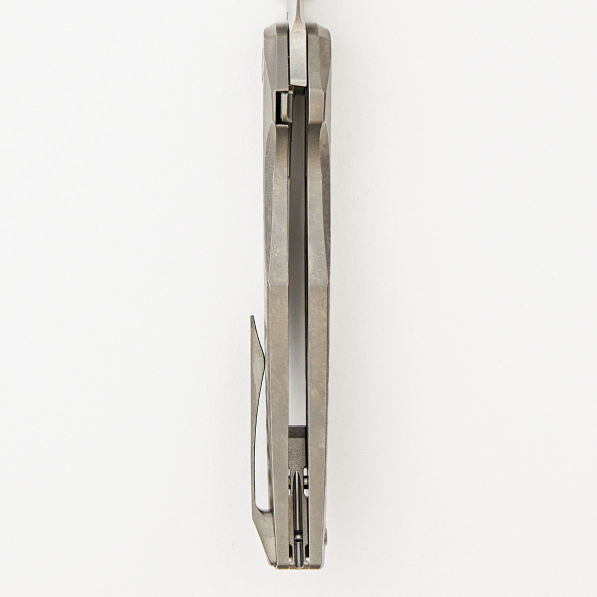 Xenon - Raw Plexa Titanium Handle - Raw Hardware - Handrubbed W/ Polished Flats M390 Blade