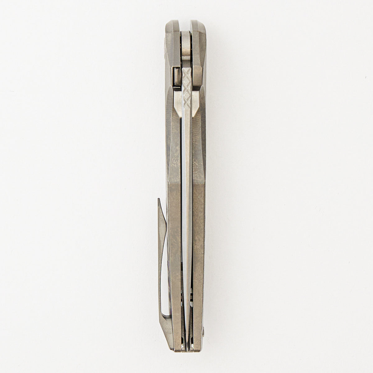 Xenon - Raw Plexa Titanium Handle - Raw Hardware - Handrubbed W/ Polished Flats M390 Blade
