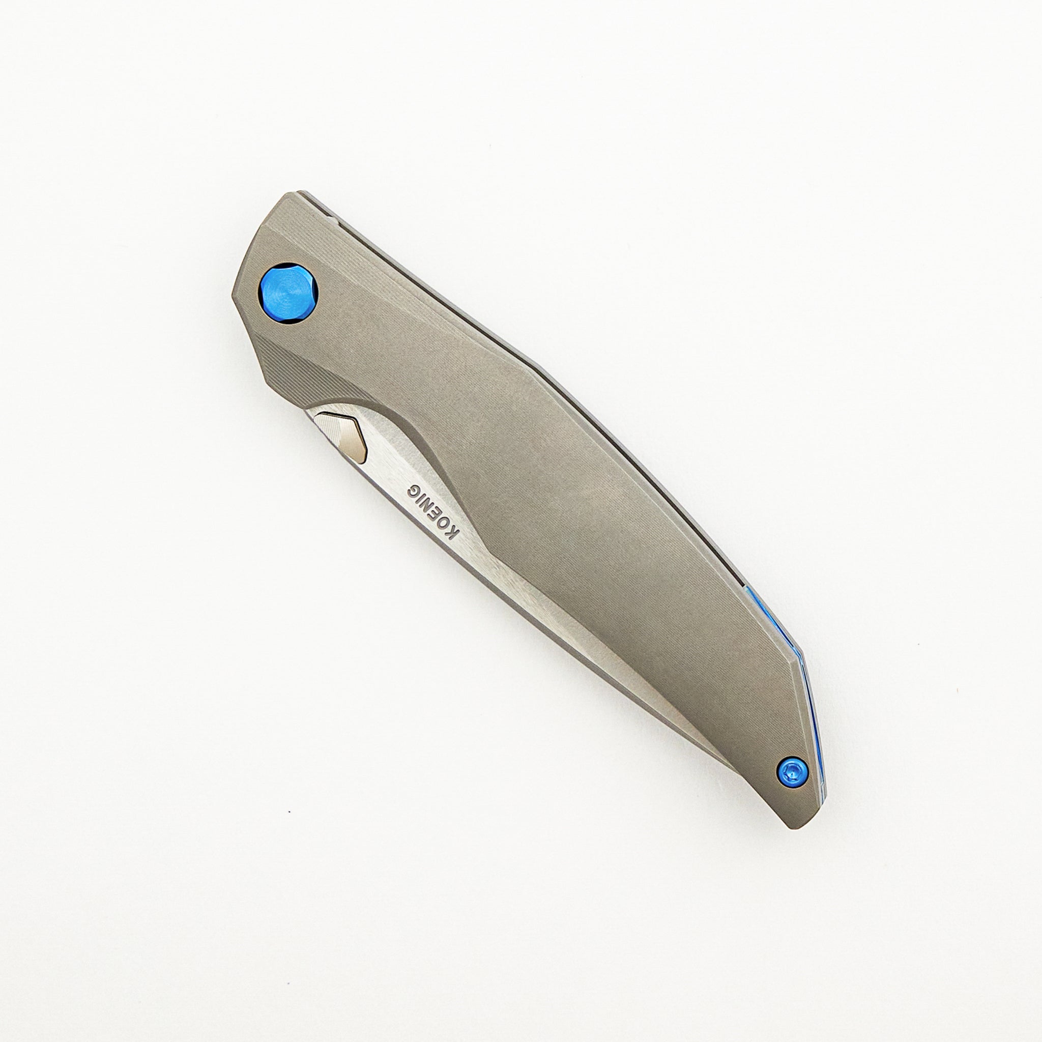 Xenon - Smooth Titanium Handle - Blue Hardware - Burnished W/ Polished Flats M390 Blade