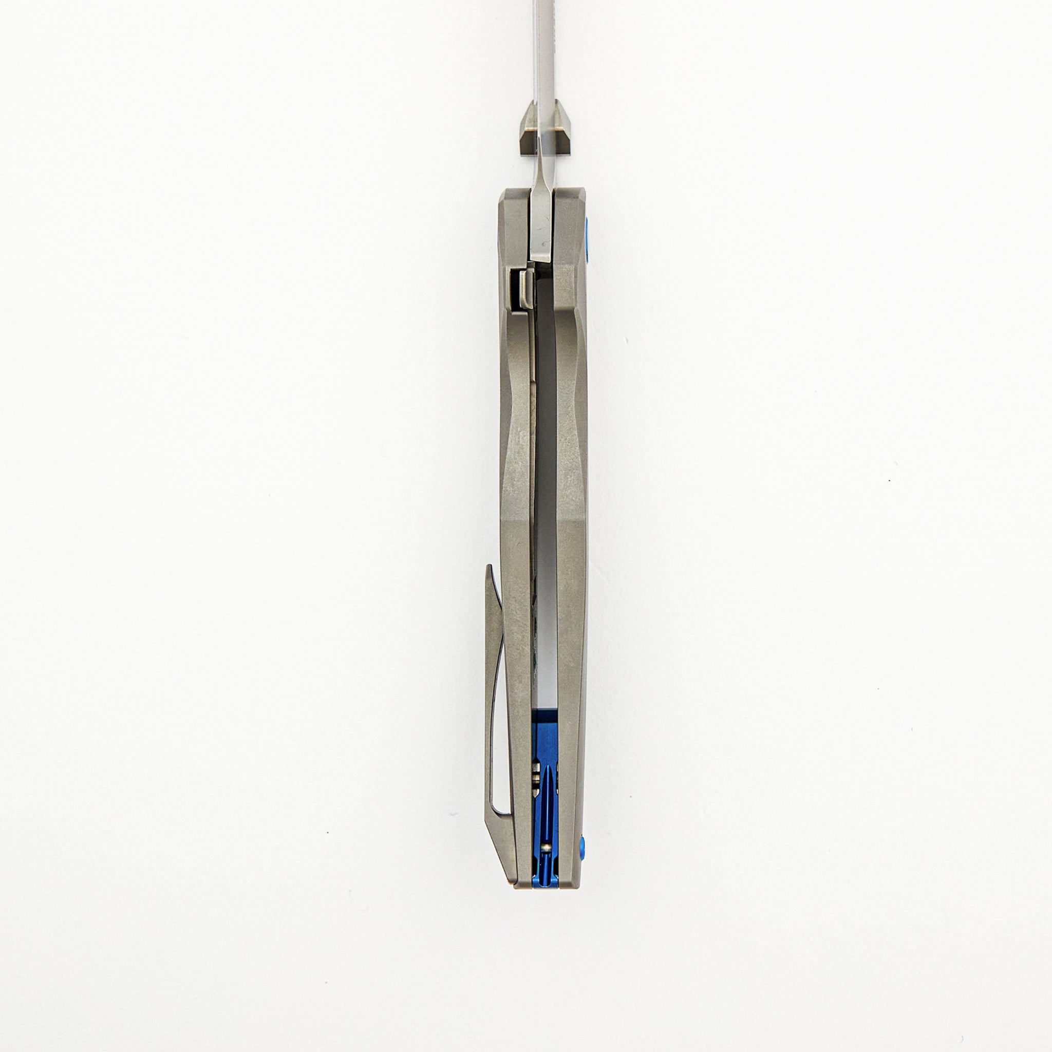 Xenon - Smooth Titanium Handle - Blue Hardware - Burnished W/ Polished Flats M390 Blade