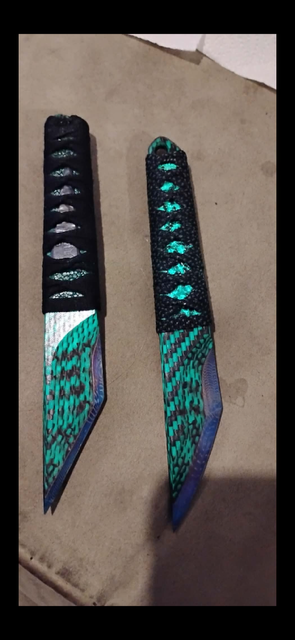 Fixed Blade