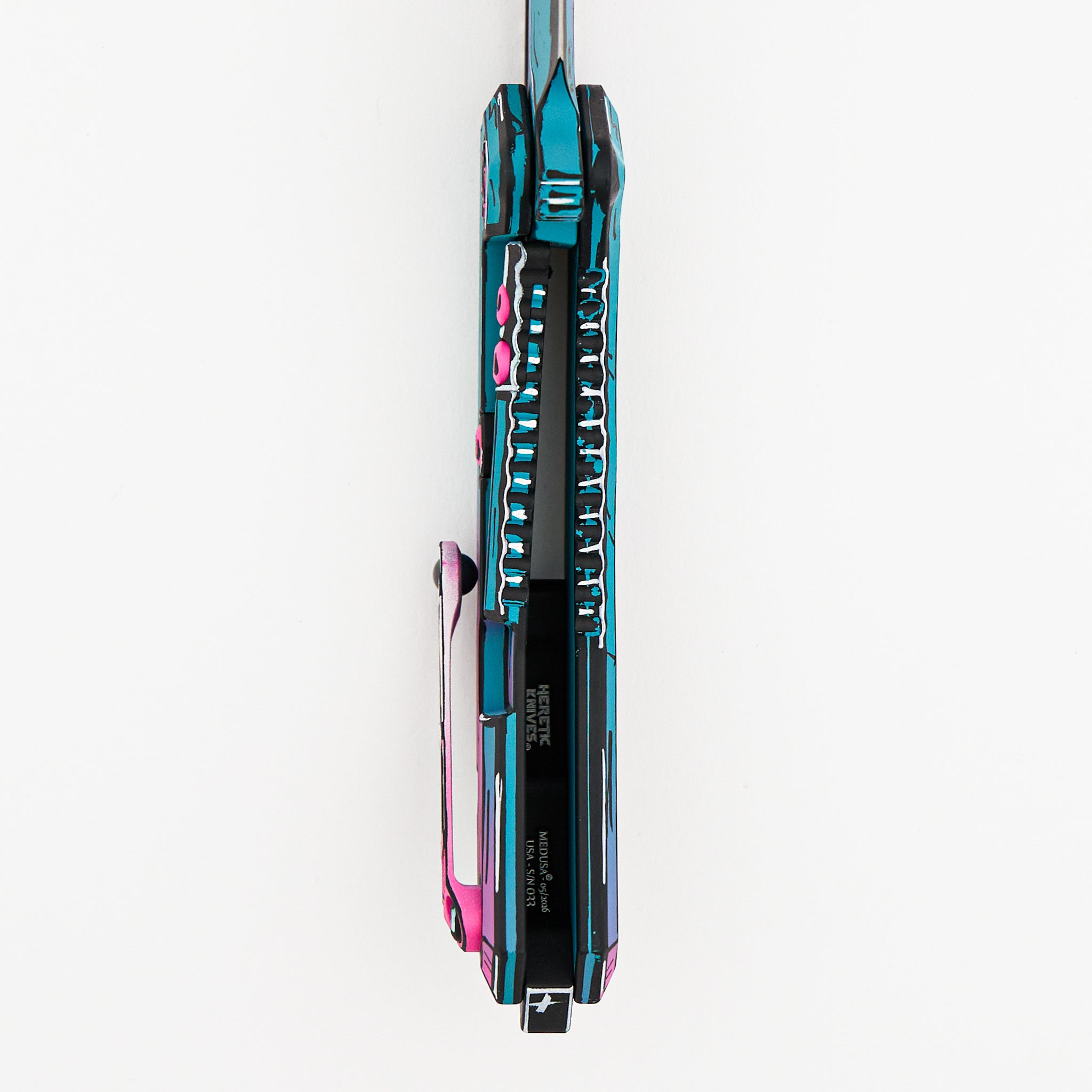 Medusa Manual - Tanto - Miami Vice - CEL Shading - H009-CS-MV