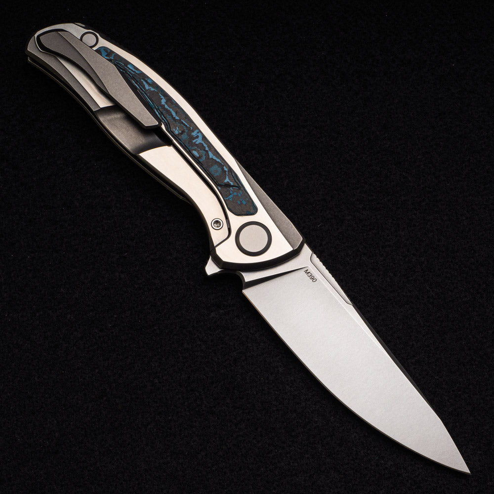 SHIROGOROV F95R NL – M390 BLADE – STONEWASHED TITANIUM HANDLE W- “ARCTIC STORM” CARBON FIBER INLAY- MRBS