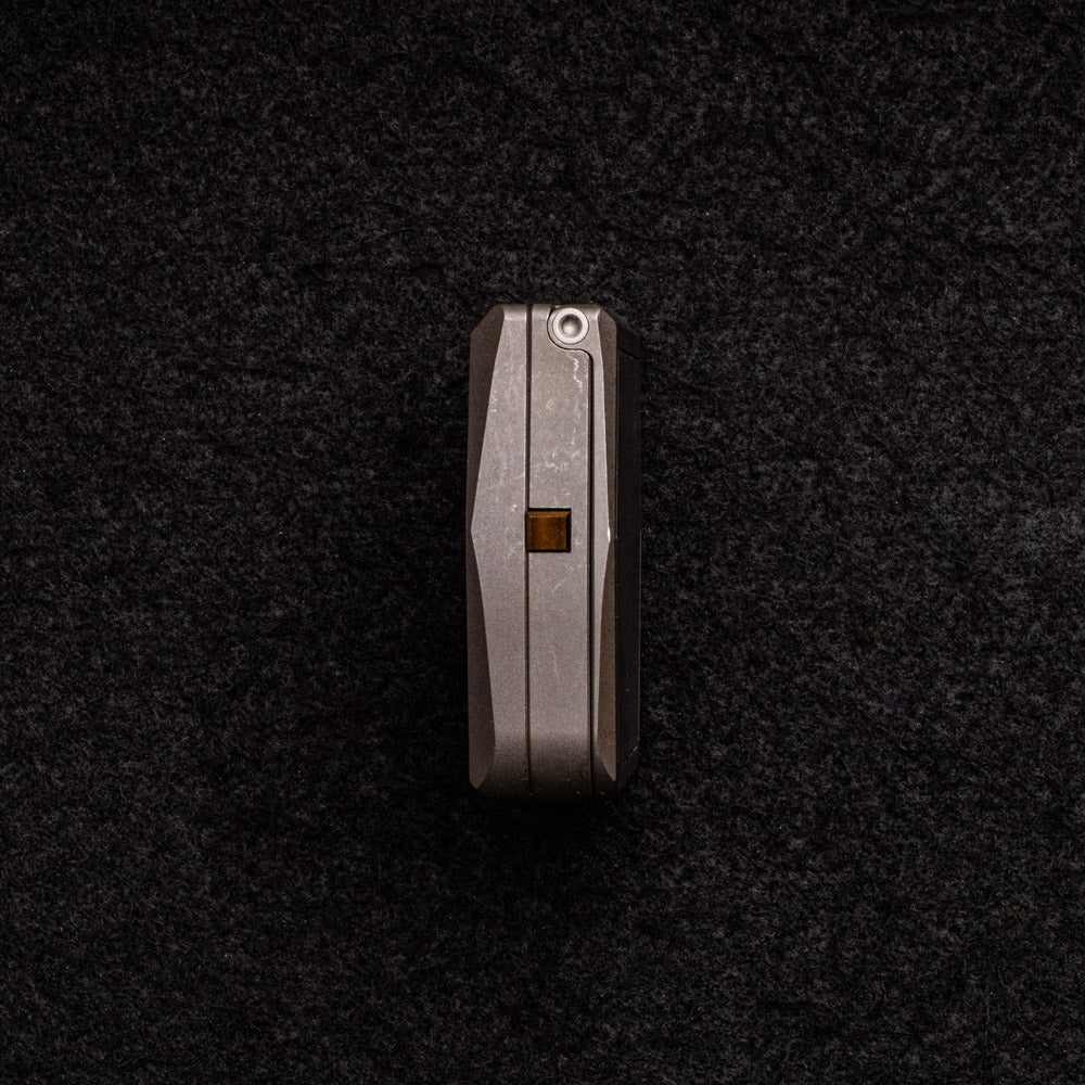 Rexford Knives - Recon 1 UB1 – Dark Stonewash – Line Engraved (Gold Heat Colored)