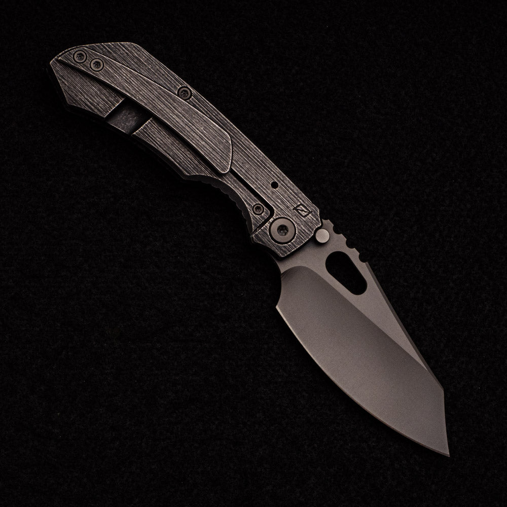 Custom Knife Factory Evolution 2.0 – Carbon Fiber Handle – M390 Blade