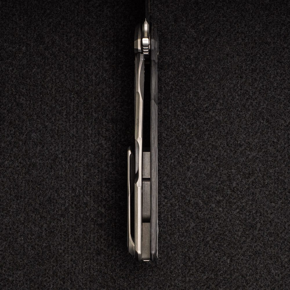 SHIROGOROV HATI GEN 3 – M390 BLADE – MARBLE CARBON FIBER – MRBS