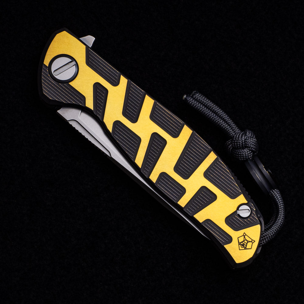 Shirogorov F95 T Pattern Gen 4 – Blade Show Edition – Grey-Yellow Ano Titanium Handle – M390 Blade – MRBS