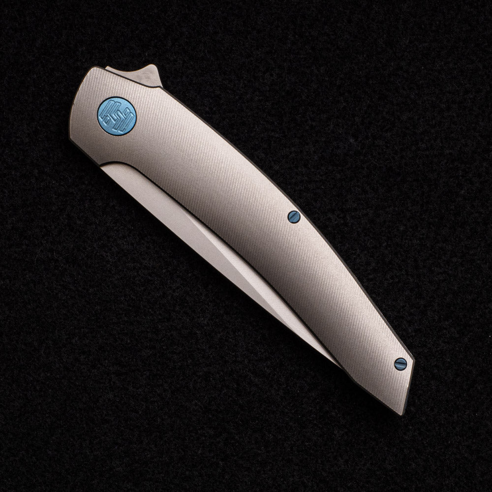 Hog House Knives Model T – M390 BLADE – TI W- LIGHT BLUE