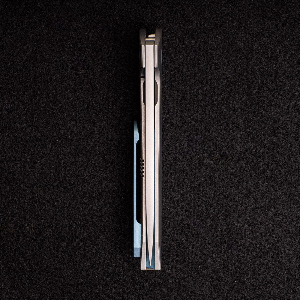 Hog House Knives Model T – M390 BLADE – TI W- LIGHT BLUE