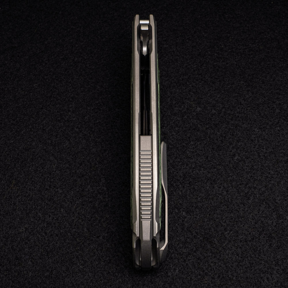 SHIROGOROV F95R NL – M390 BLADE – STONEWASHED TITANIUM HANDLE W- “JUNGLE WEAR” CARBON FIBER INLAY- MRBS