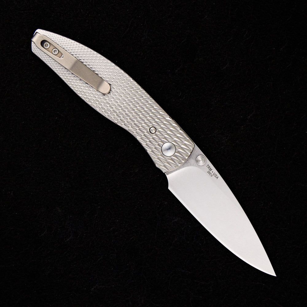 TRM Atom – Textured Titanium Handle – 20CV Blade