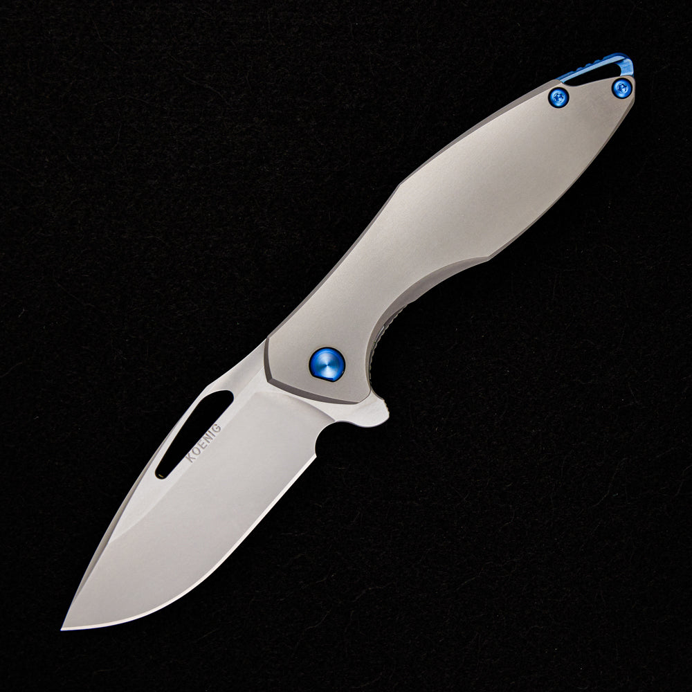 KOENIG KNIVES ARIUS – SMOOTH TITANIUM HANDLE – 20CV BLADE