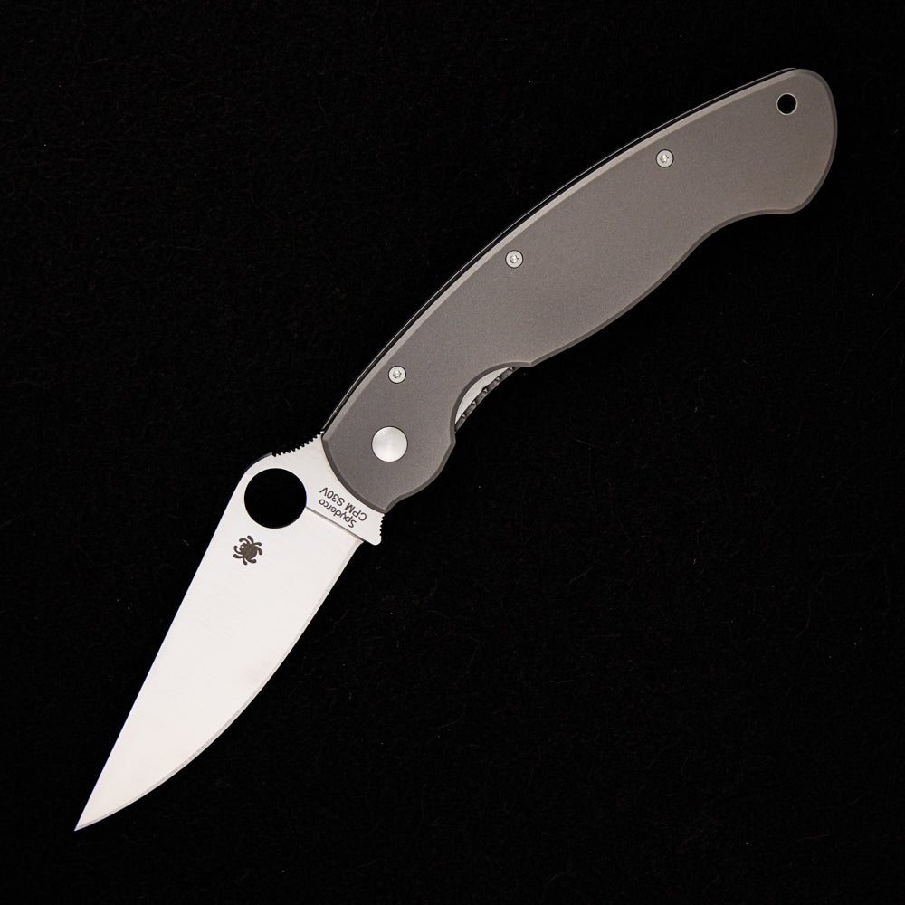 Spyderco Military Titanium Handle CPM S30V Blade